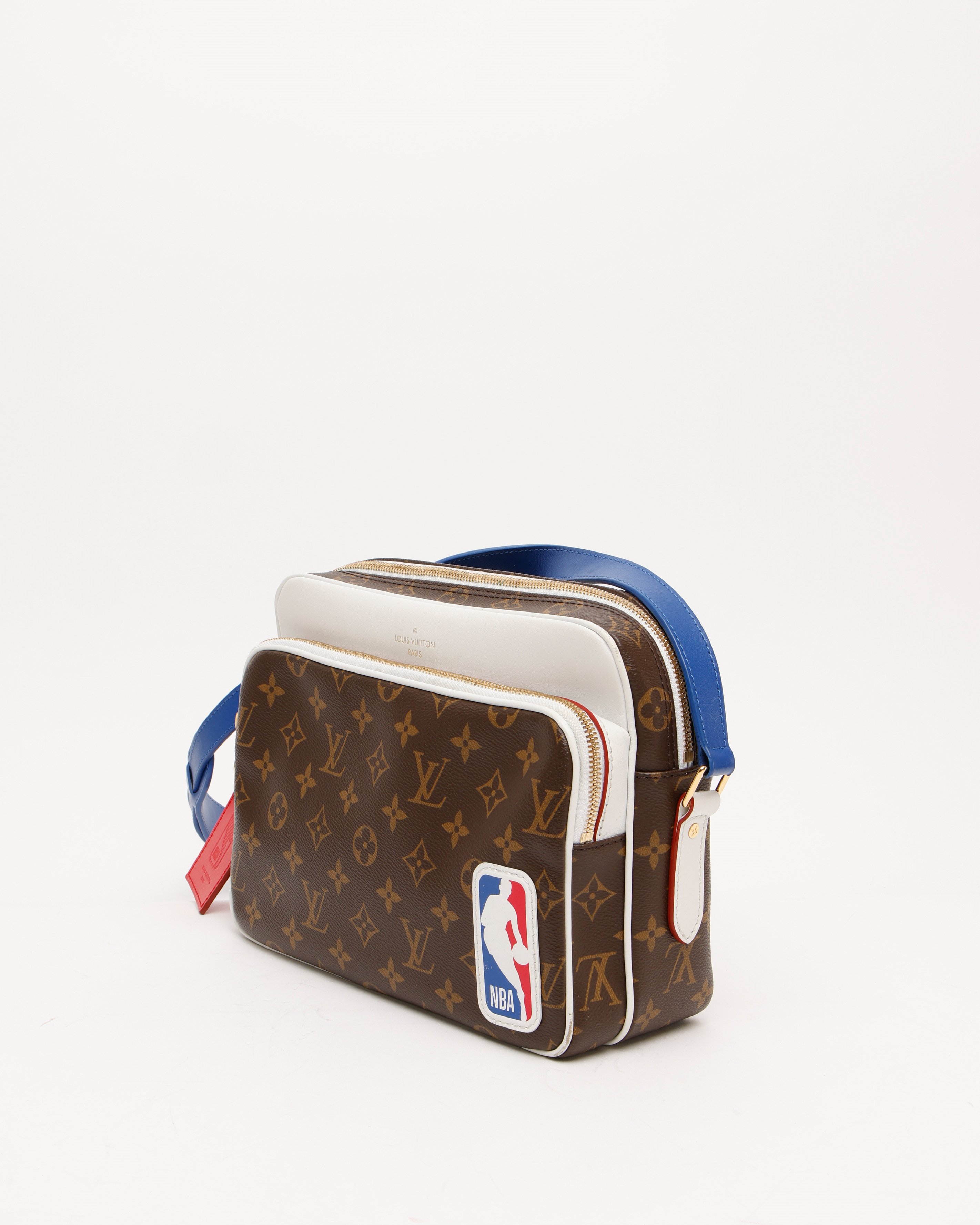 Pre-owned Louis Vuitton Nba Monogram Nile Messenger Pm Bag