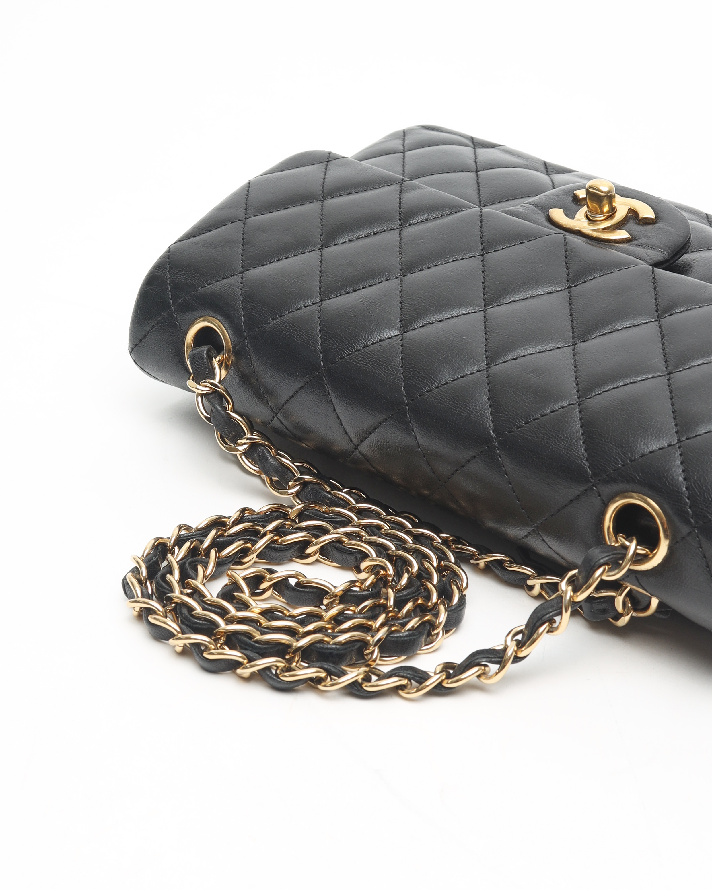 Pre-owned Chanel Classic Medium Double Flap Bag