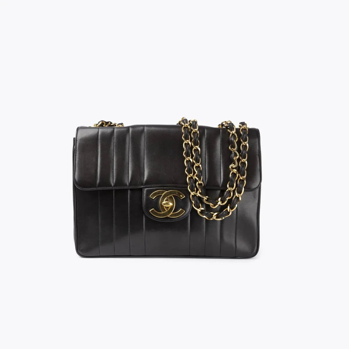 CHANEL Jumbo Vertical Quilted Single Flap Bag