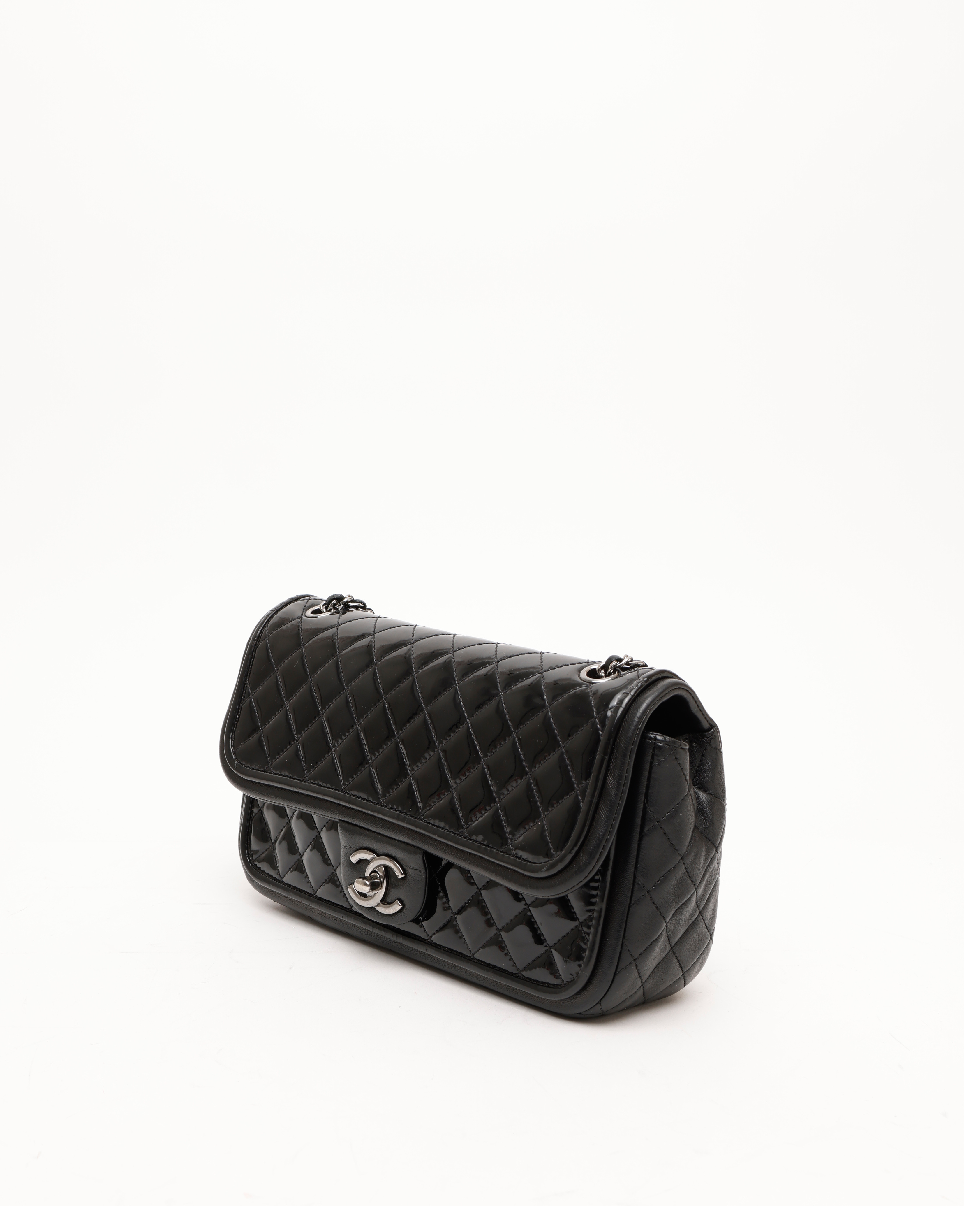 Pre-owned Chanel Classic Medium Patent Single Flap Bag In Black