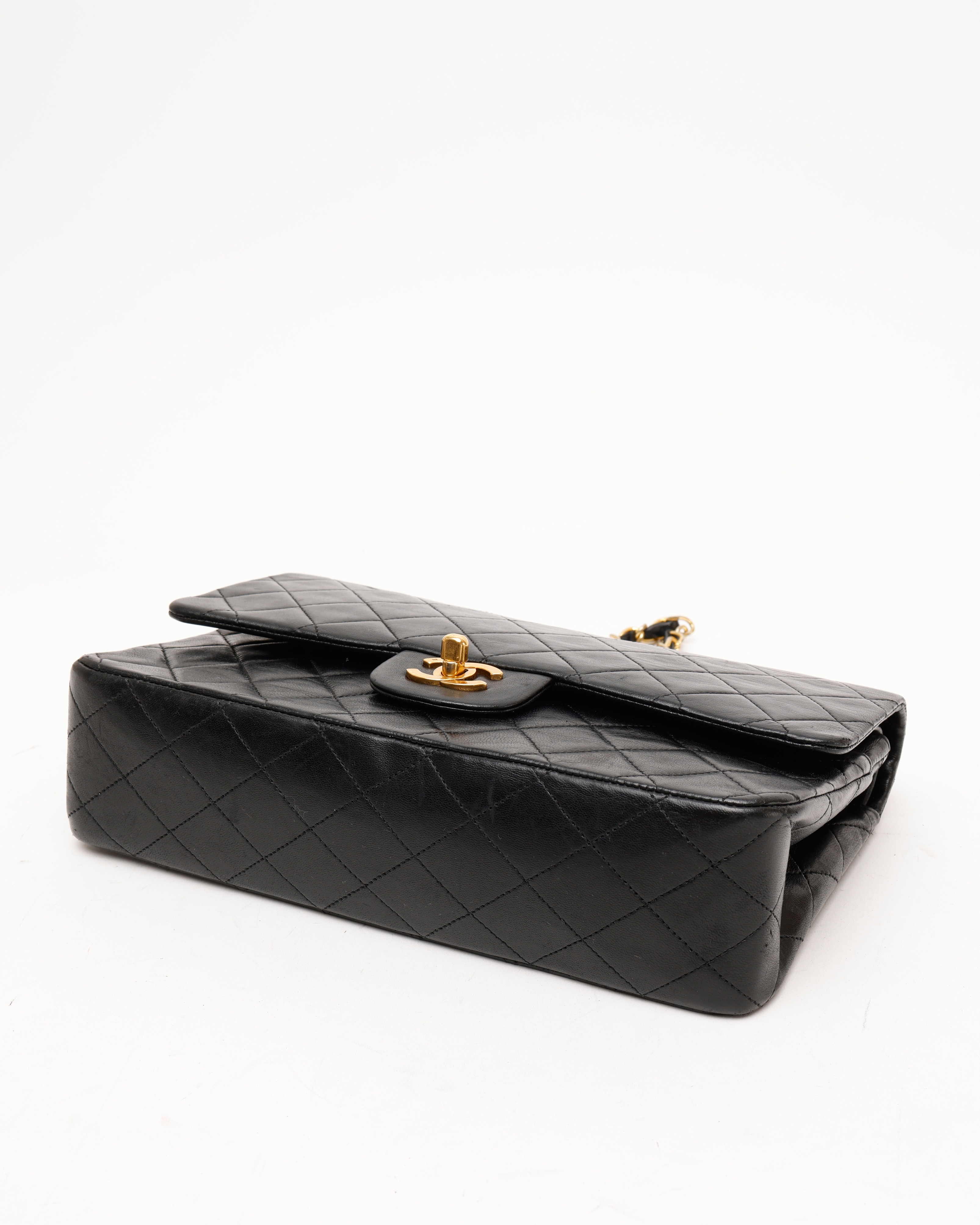 Pre-owned Chanel Classic Medium Double Flap Bag In Black