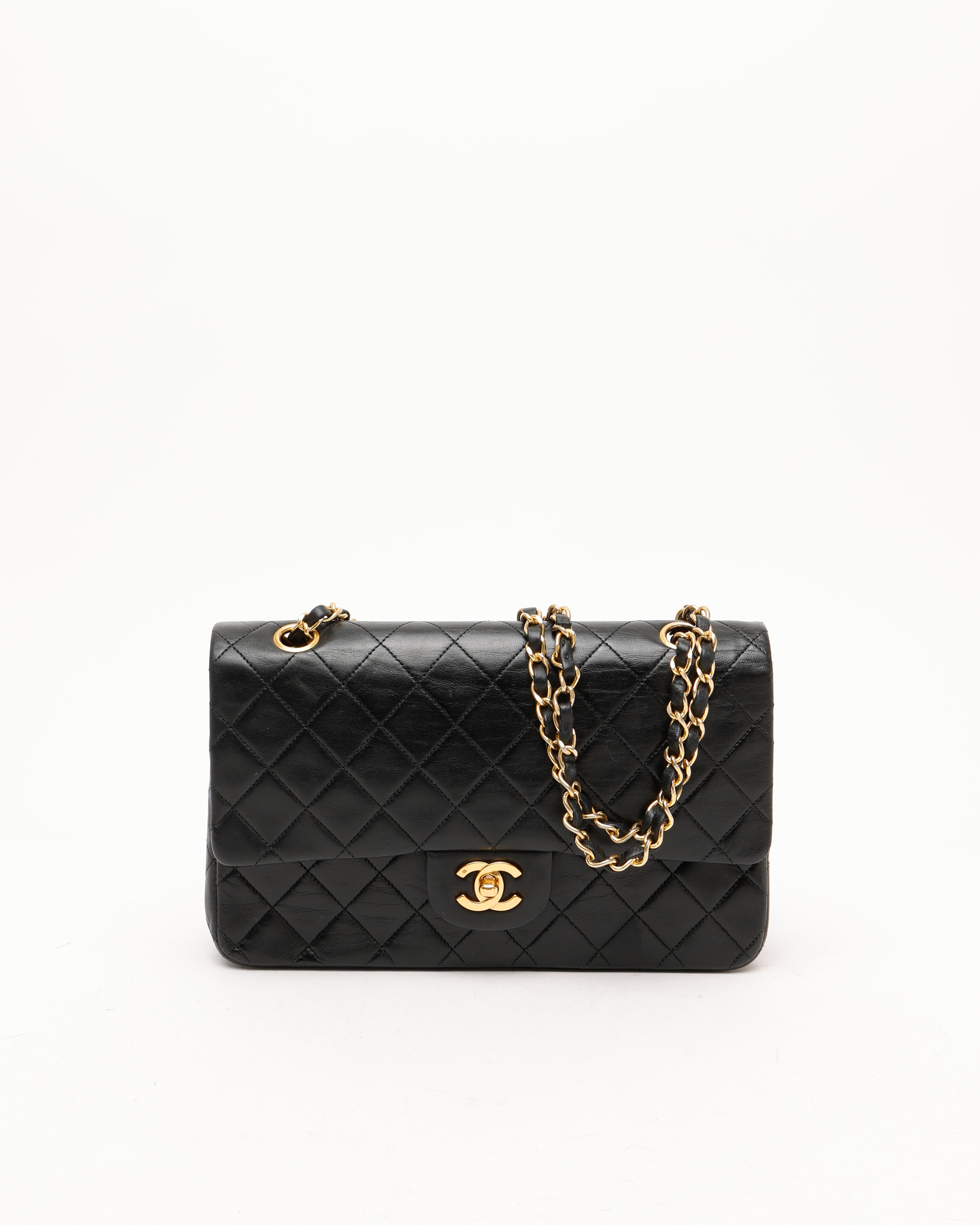 Pre-owned Chanel Classic Medium Double Flap Bag In Black