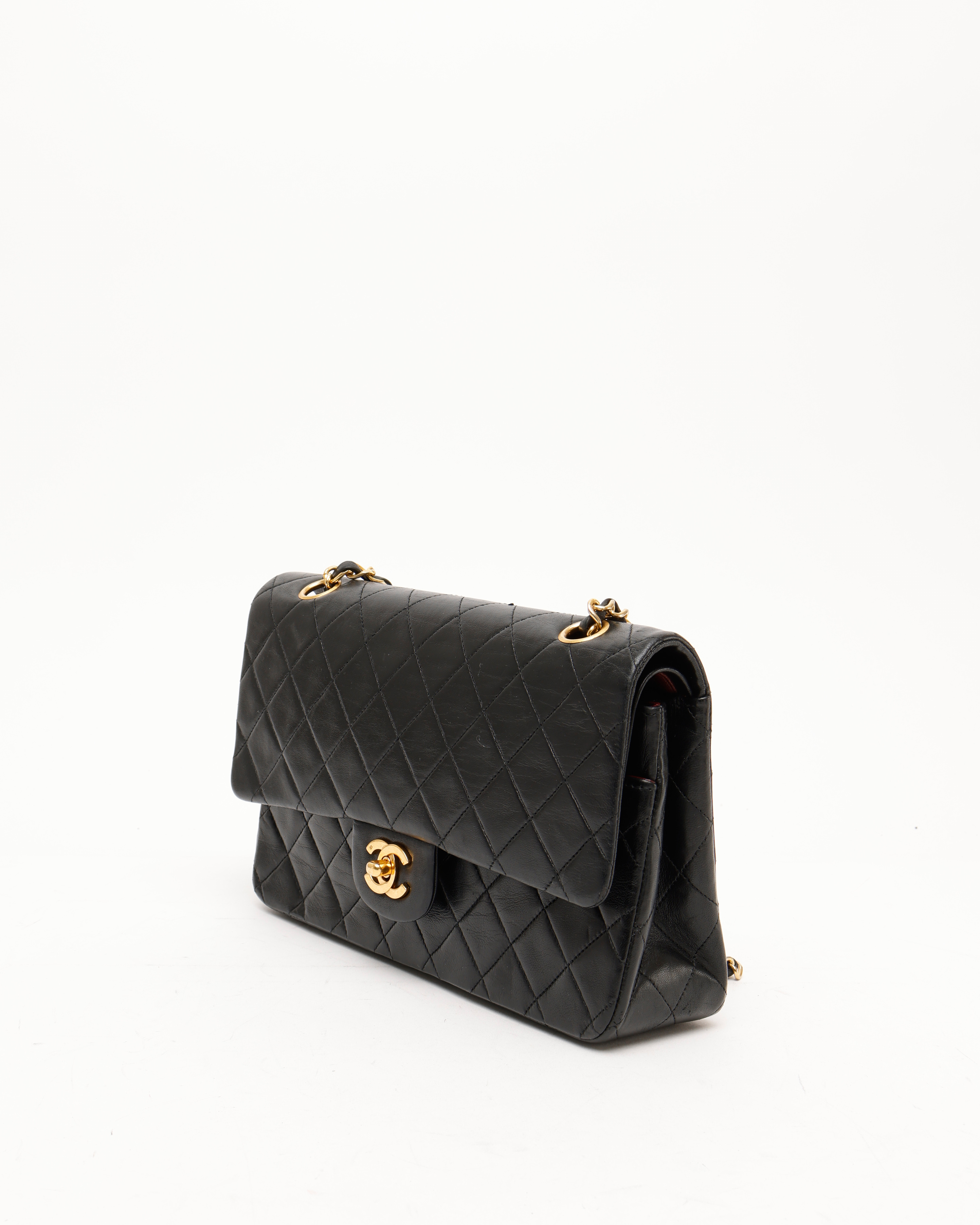 Pre-owned Chanel Classic Medium Double Flap Bag In Black