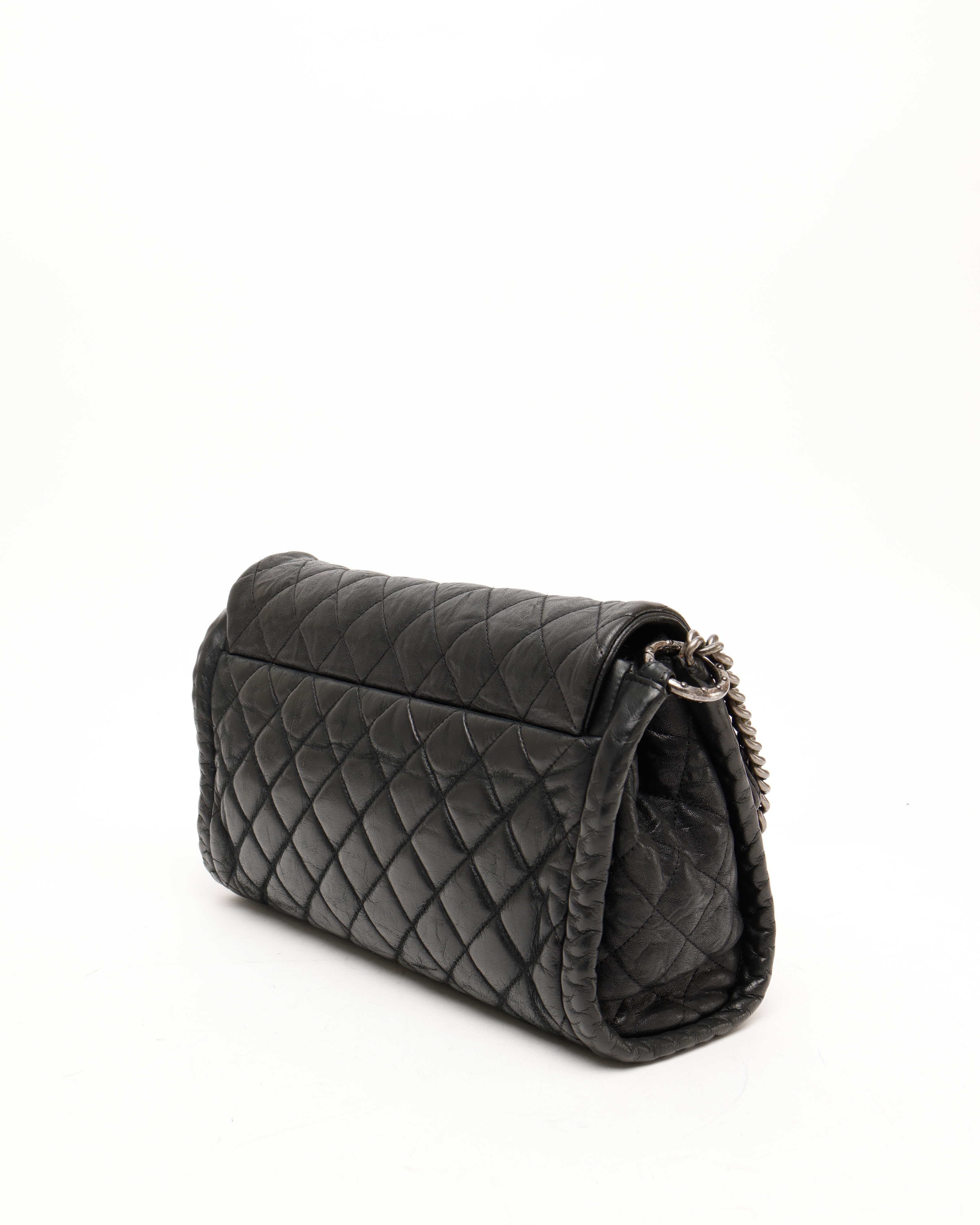 Pre-owned Chanel Classic Chain Flap Bag In Black