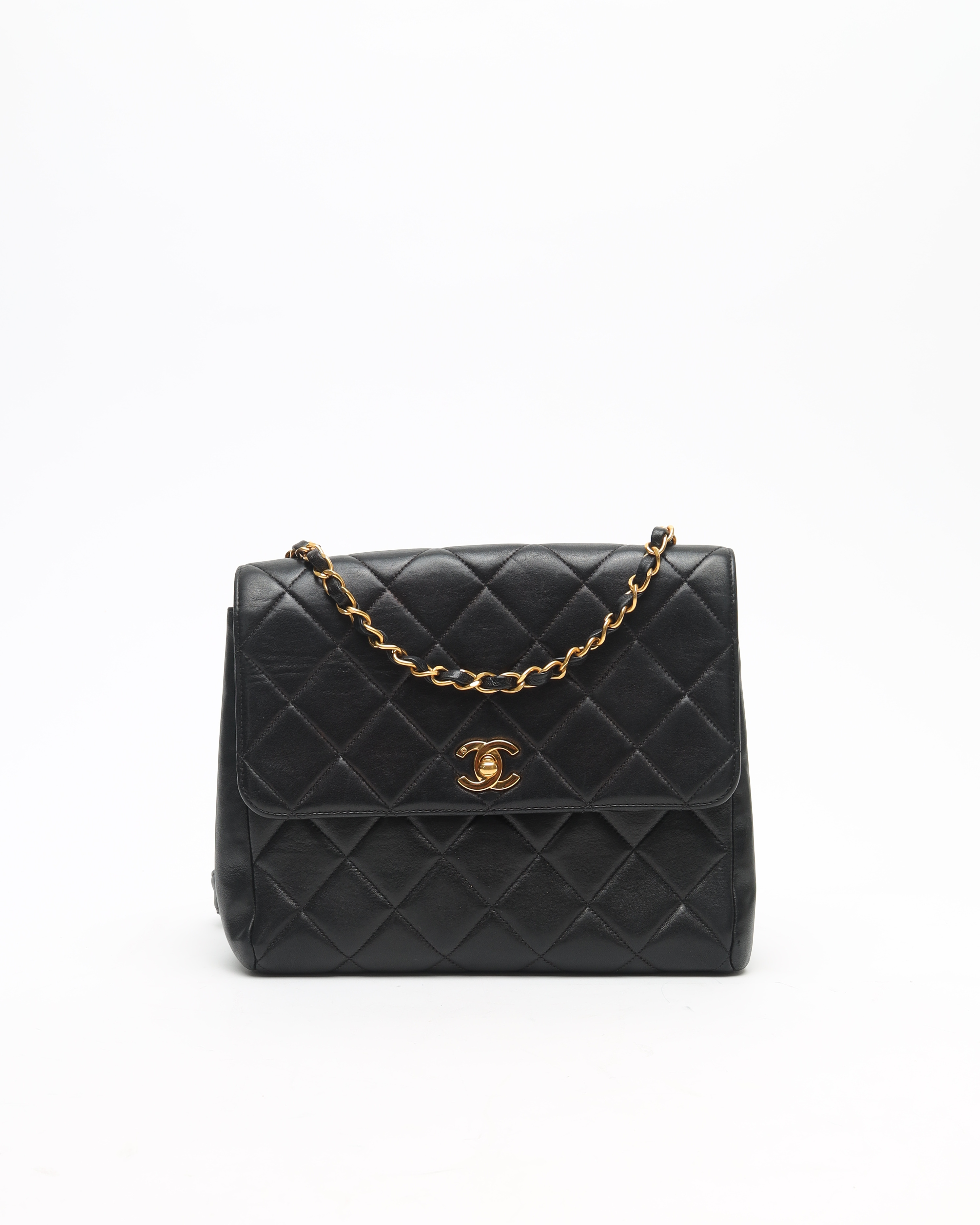 CHANEL Classic Single Crossbody Bag