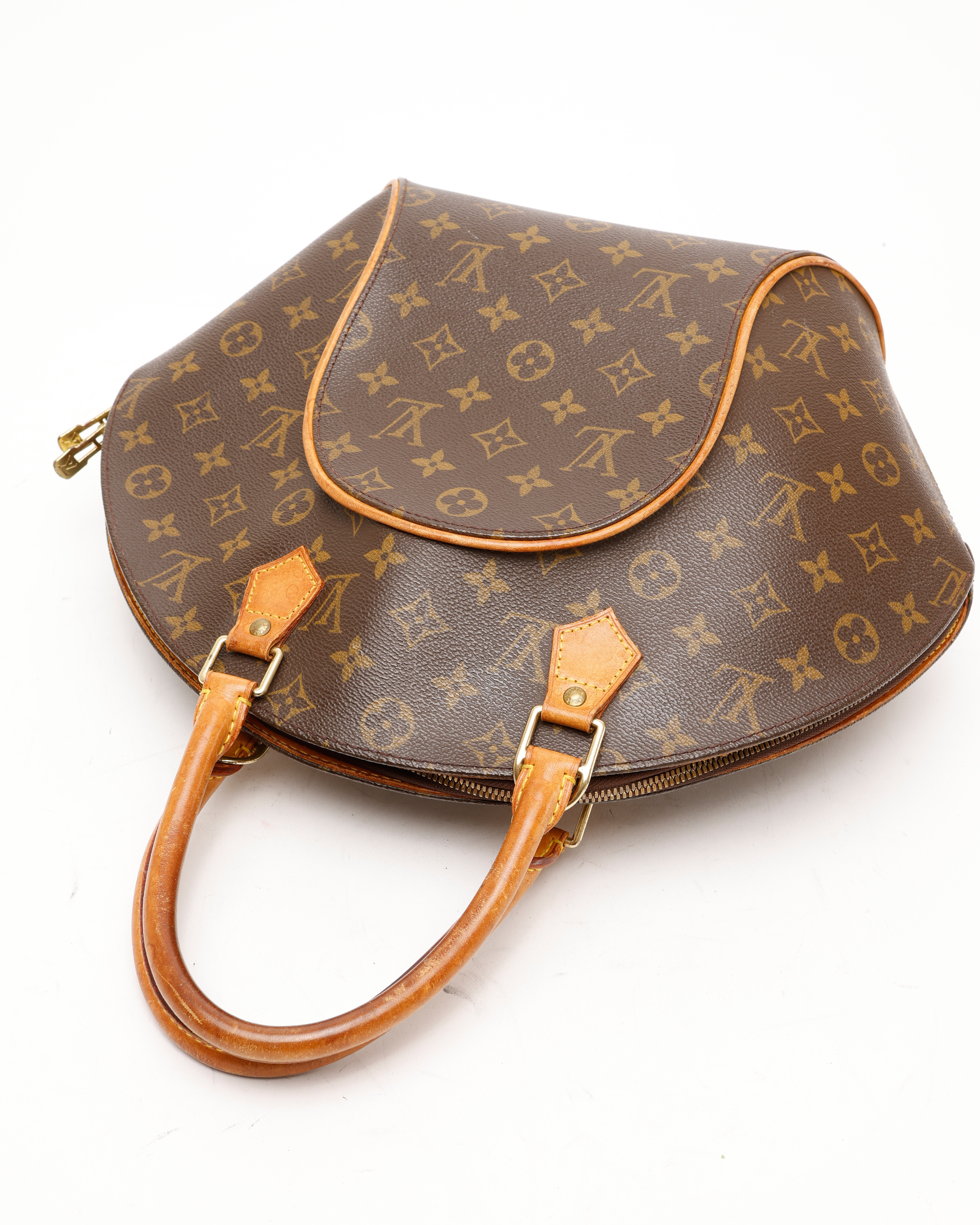 Pre-owned Louis Vuitton Monogram Ellipse Mm Bag In Brown
