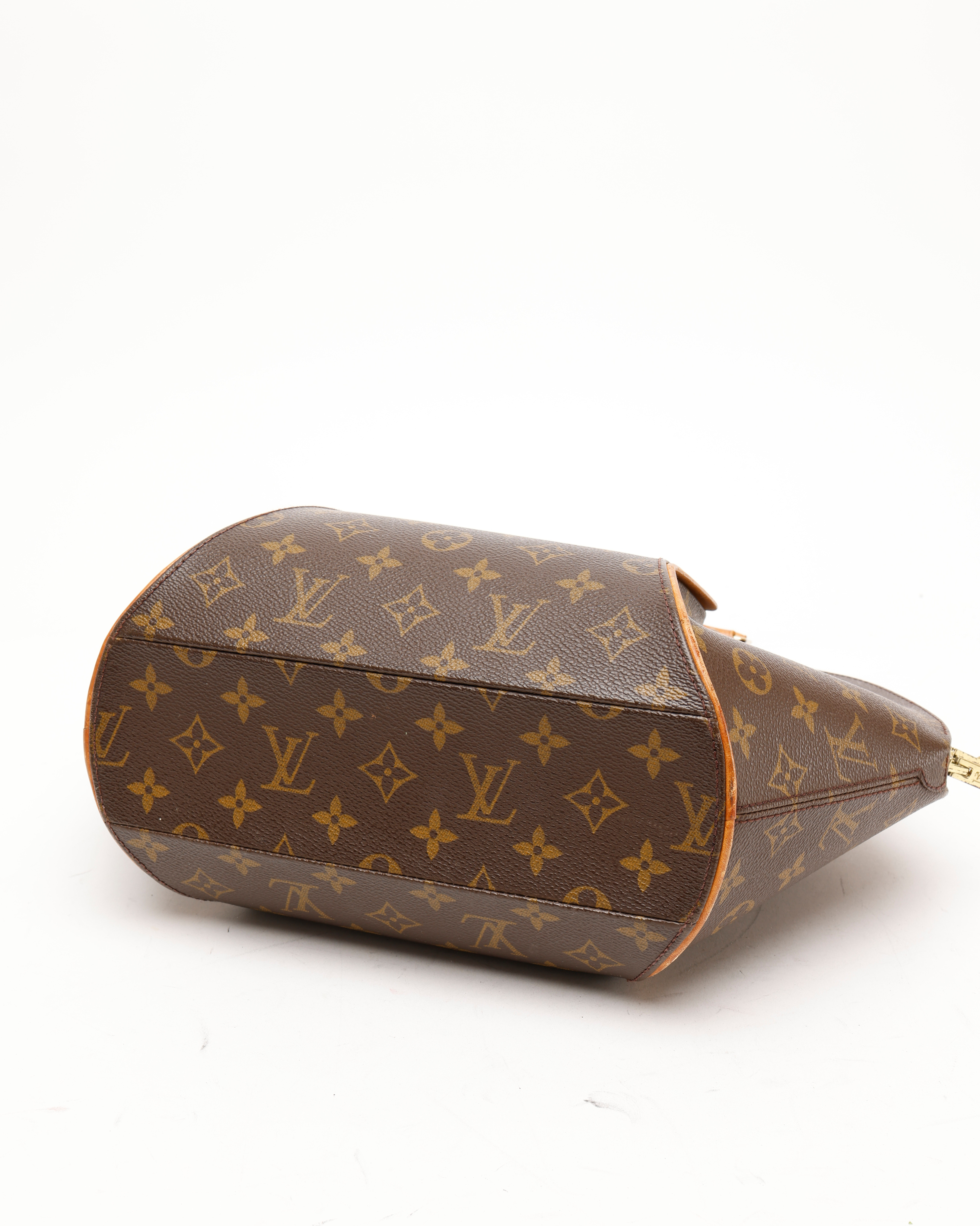 Pre-owned Louis Vuitton Monogram Ellipse Mm Bag In Brown