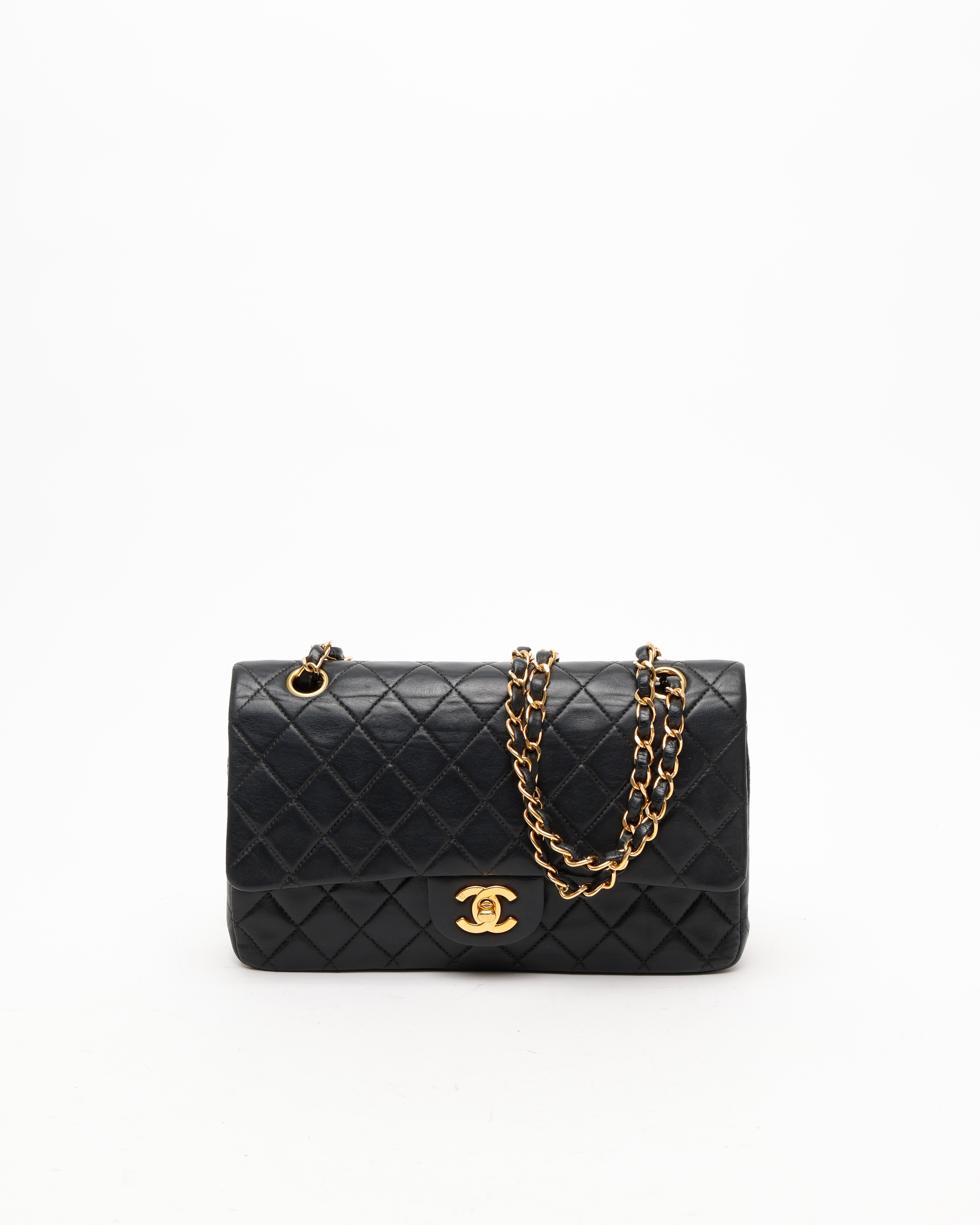 Pre-owned Chanel Classic Medium Double Flap Bag In Black