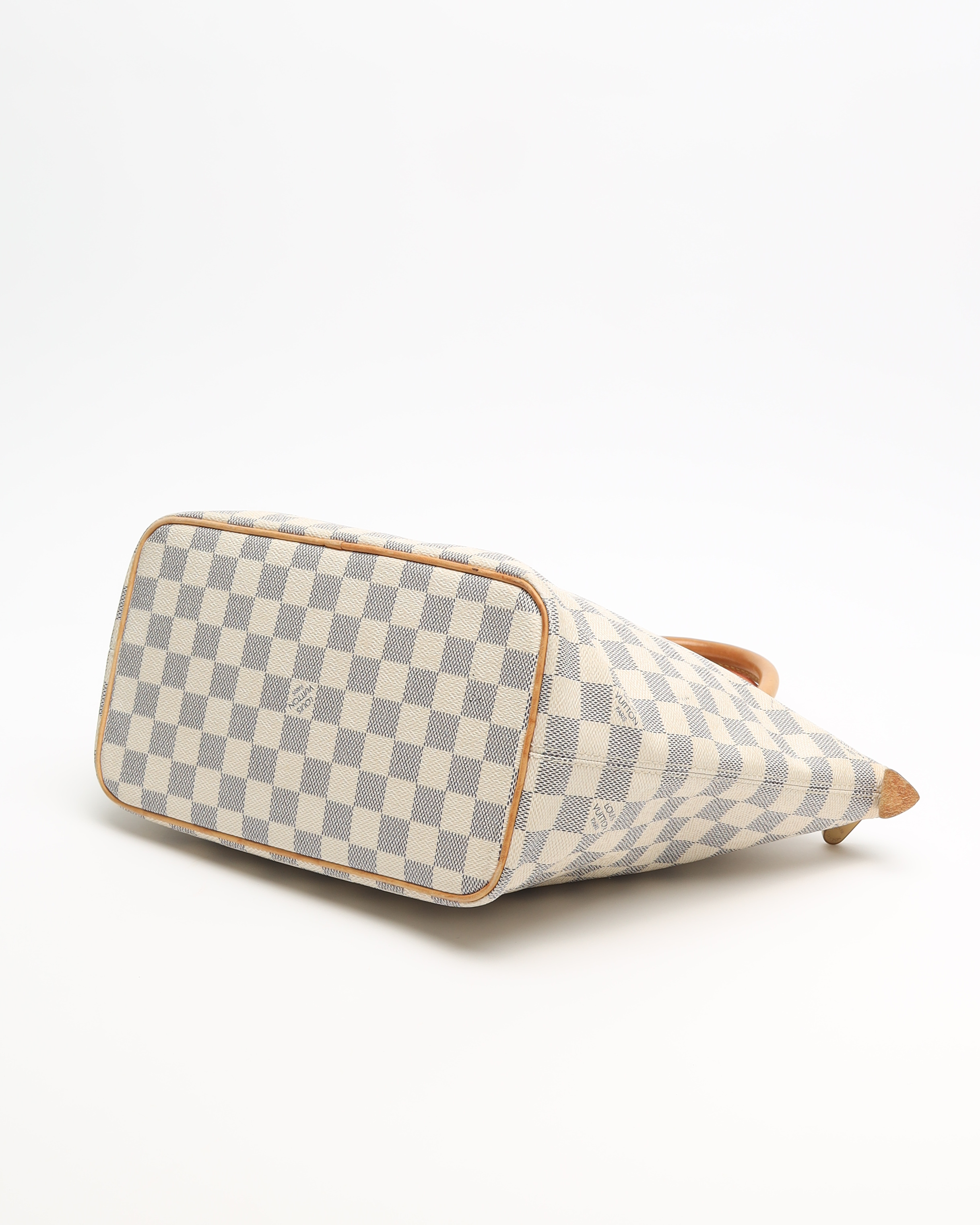Pre-owned Louis Vuitton Damier Azur Saleya Pm Bag In White