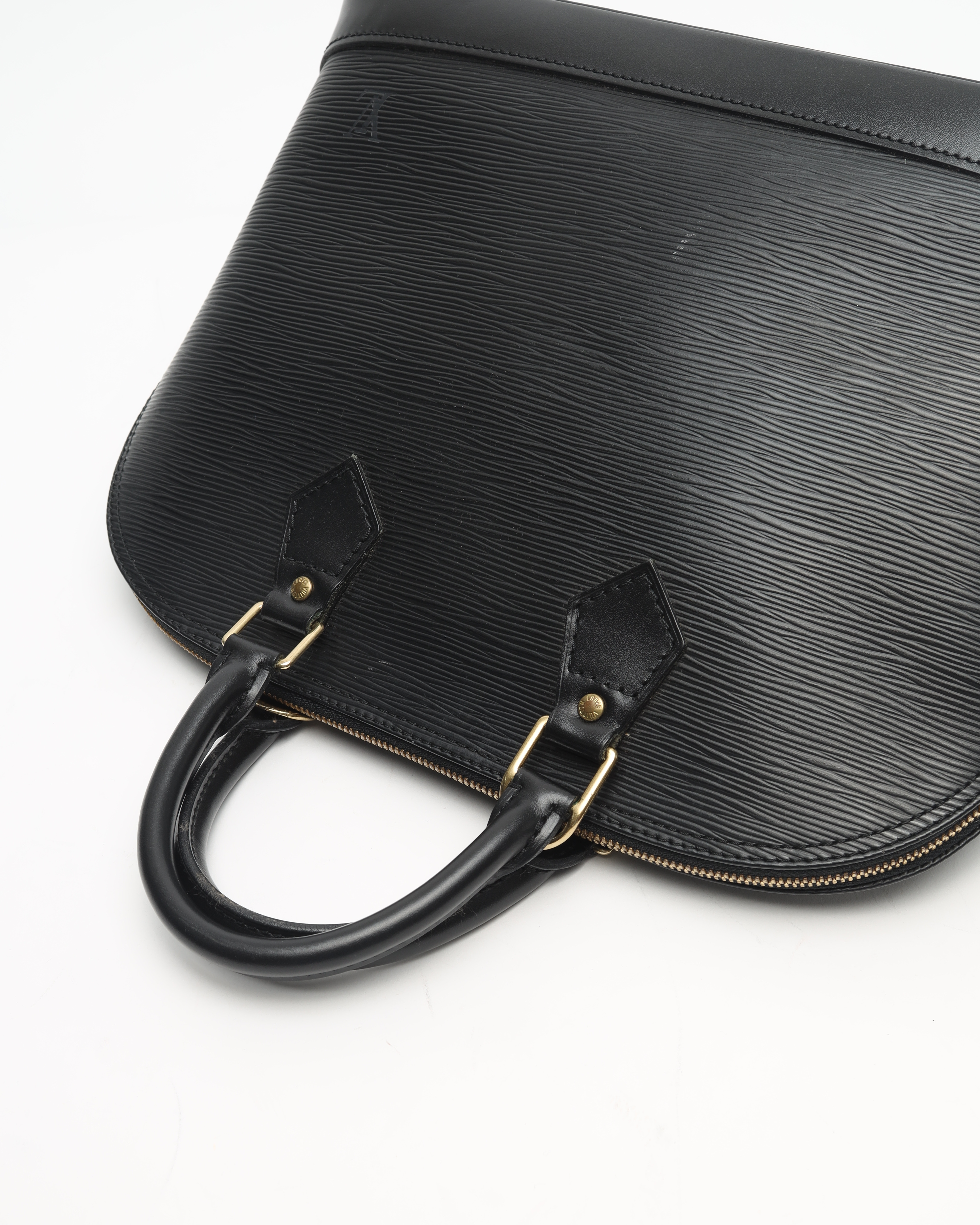 Pre-owned Louis Vuitton Epi Alma Pm Bag