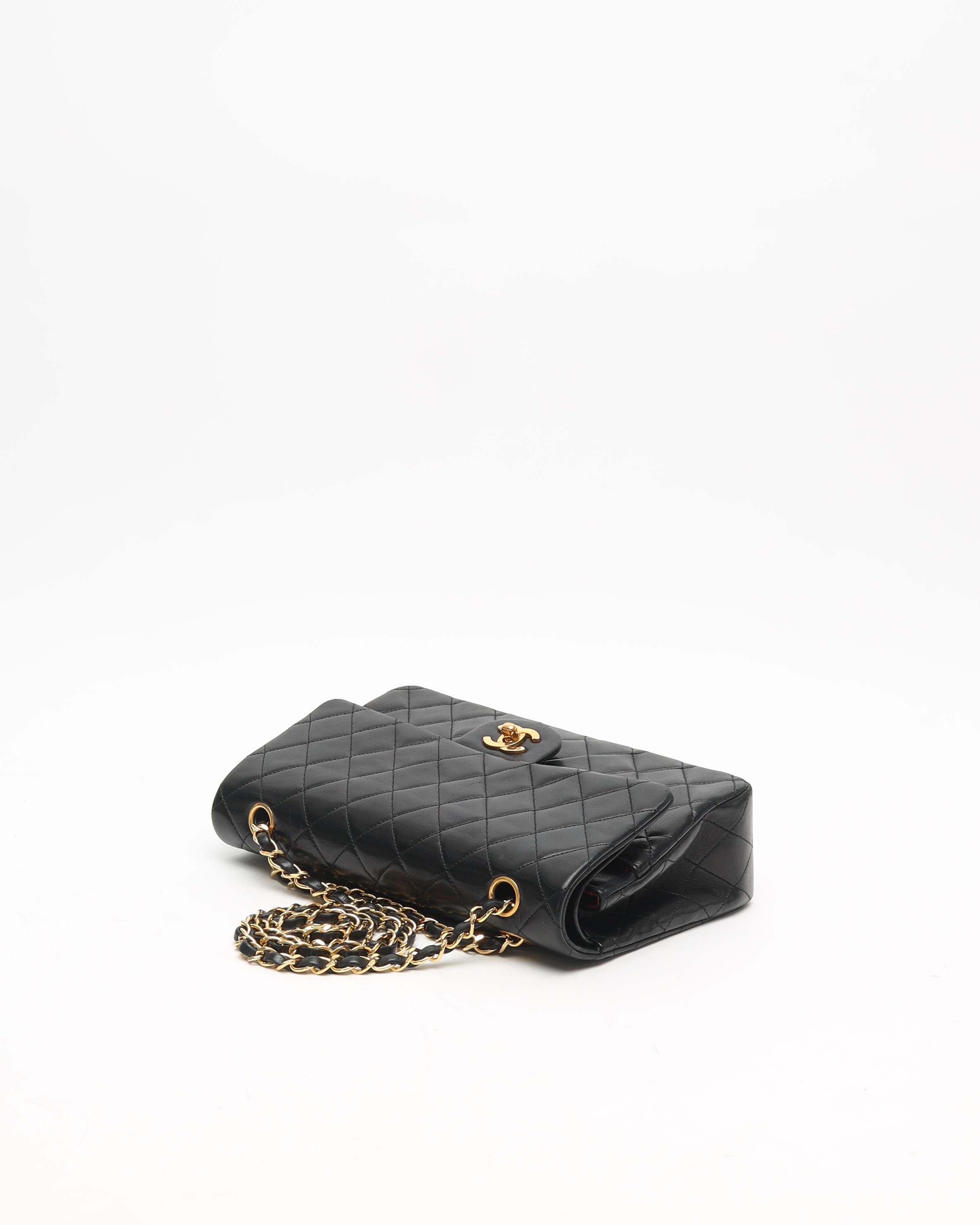 Pre-owned Chanel Classic Medium Double Flap Bag In Black