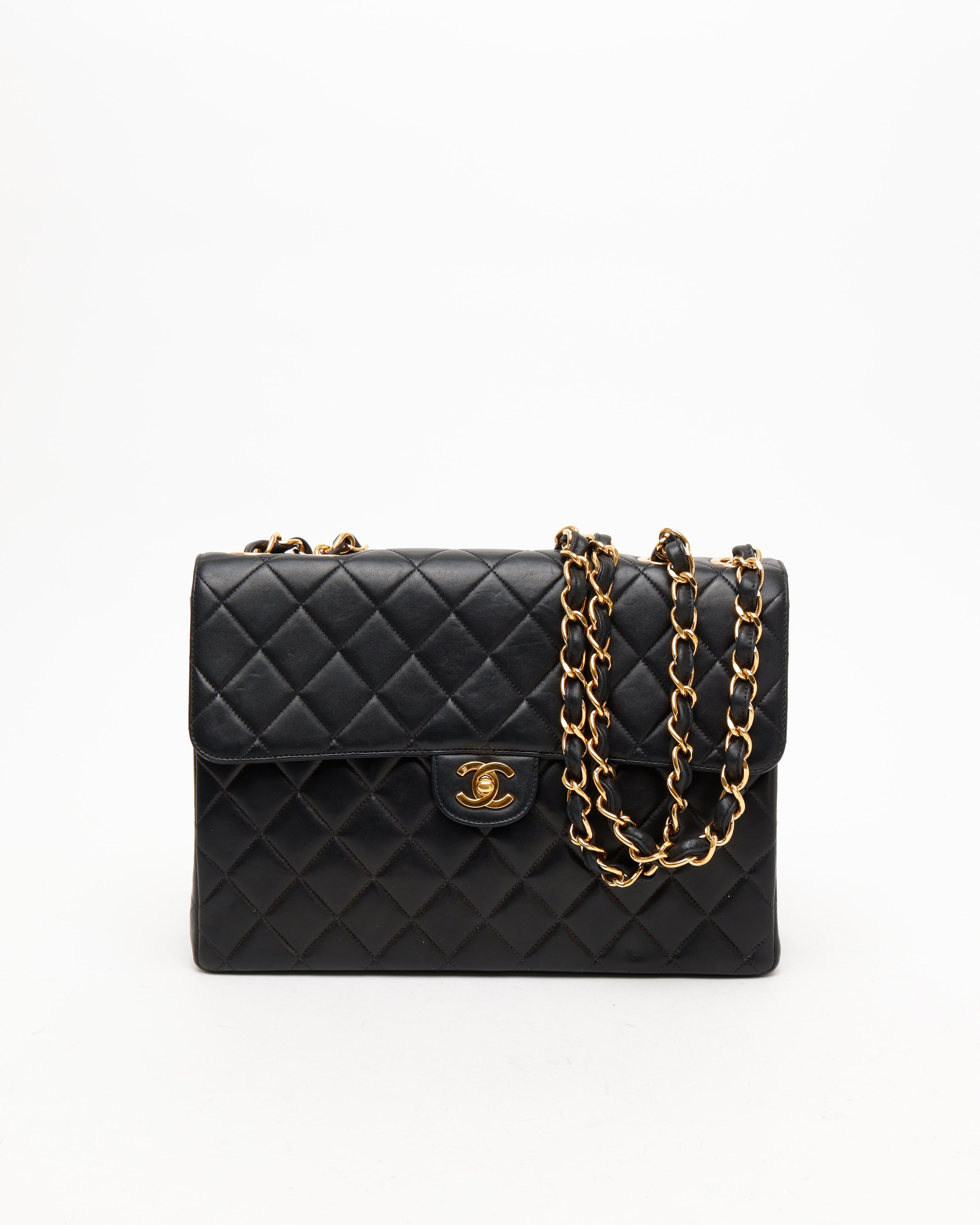 CHANEL Classic Jumbo Single Flap Bag