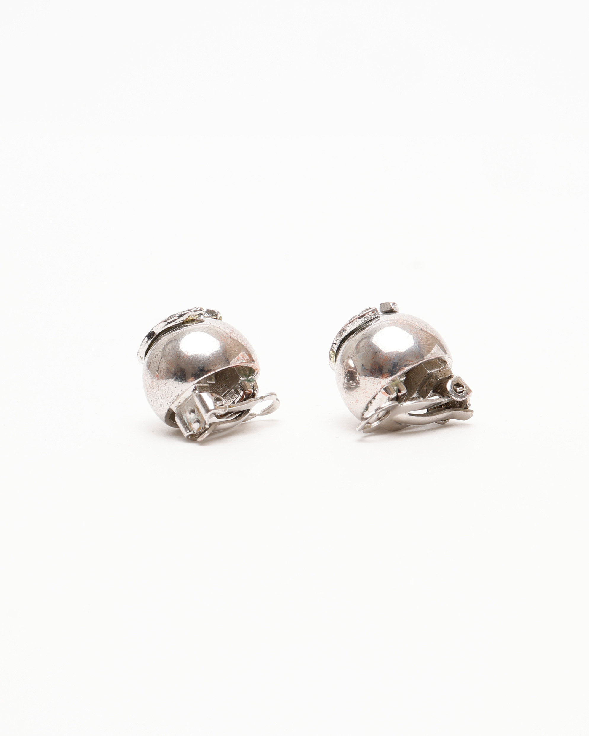 Pre-owned Chanel Coco Mark Silver Clip-on Earrings