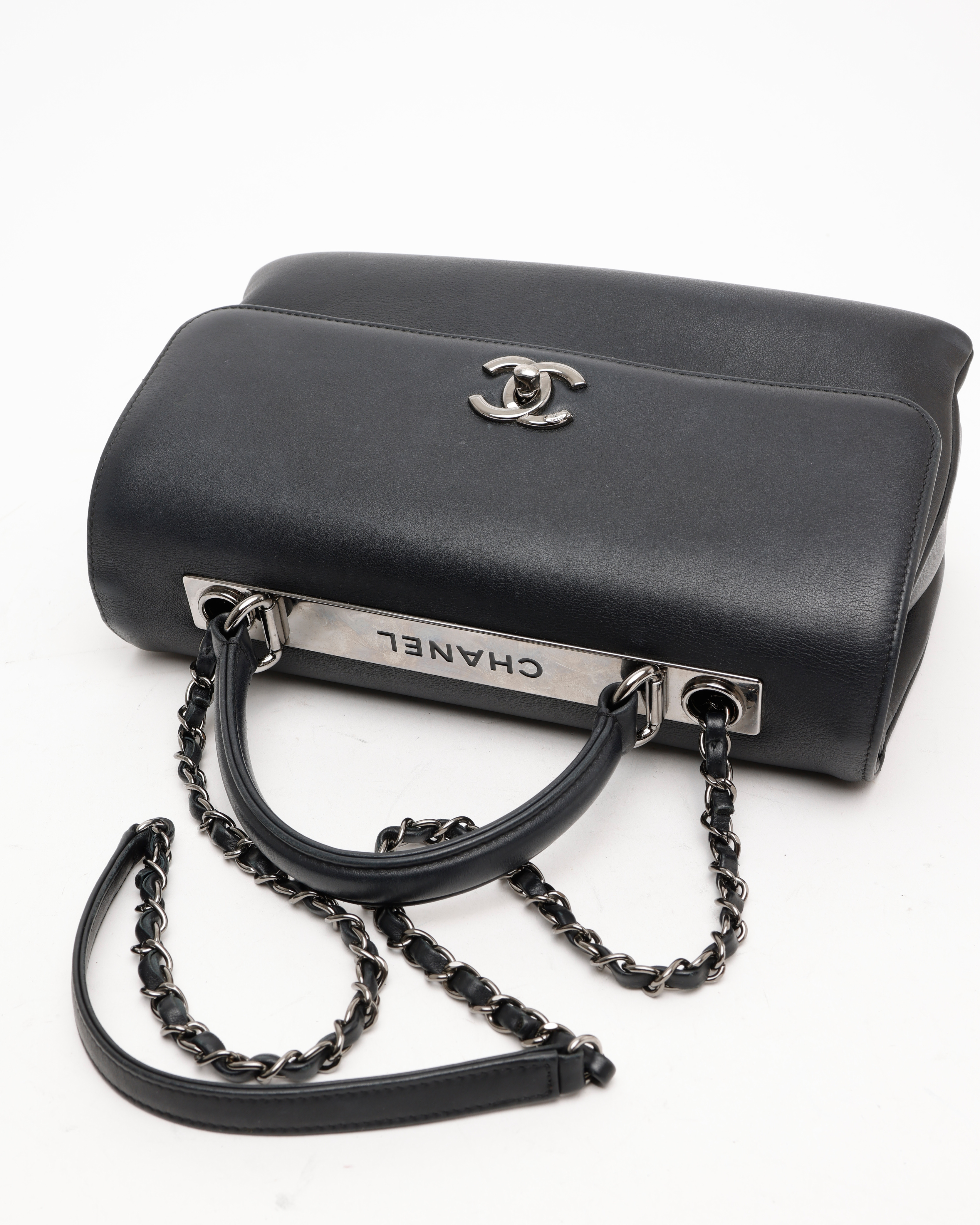 Pre-owned Chanel Medium Calf Trendy Cc Flap Bag