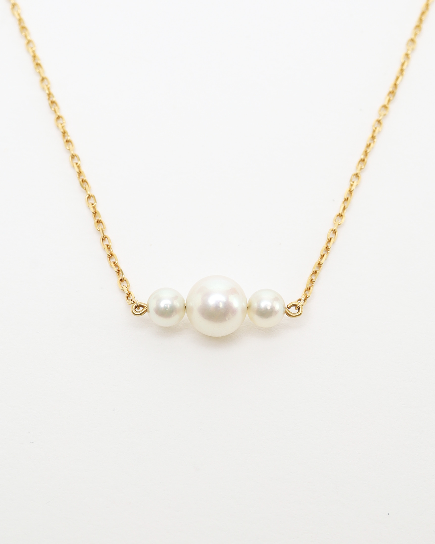 Mikimoto Pearl 18k Yellow Gold Necklace