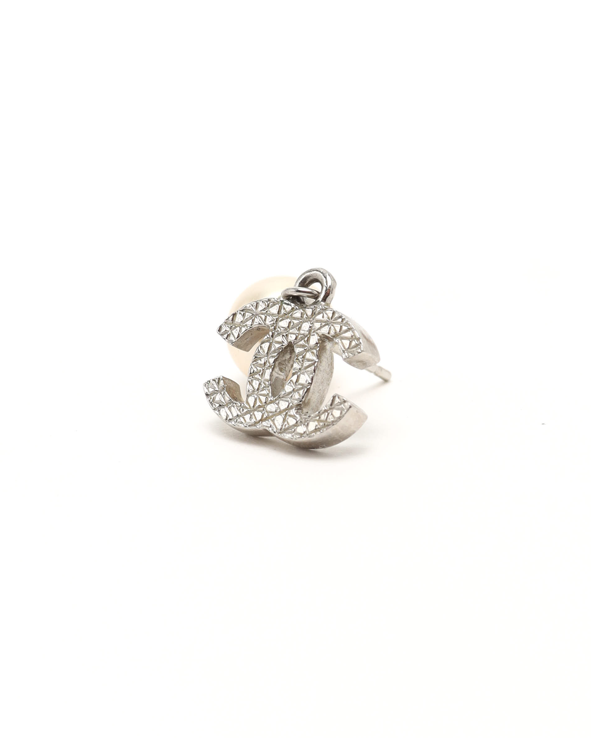 Pre-owned Chanel Coco Mark And Dangling Pearls Earrings