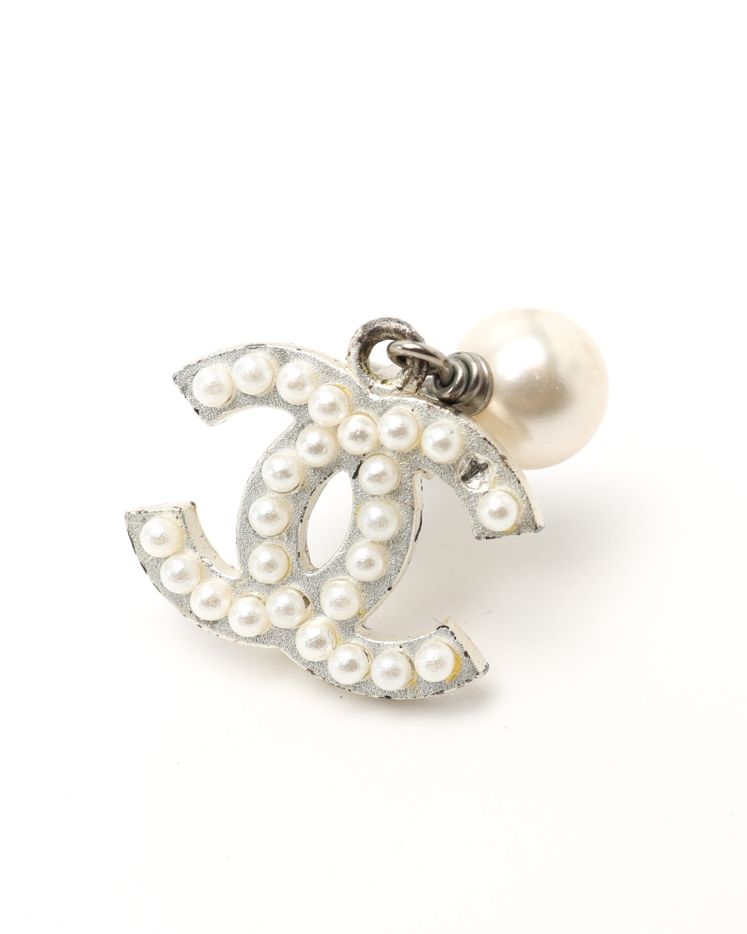 Pre-owned Chanel Coco Mark Pearls Clip-on Earrings