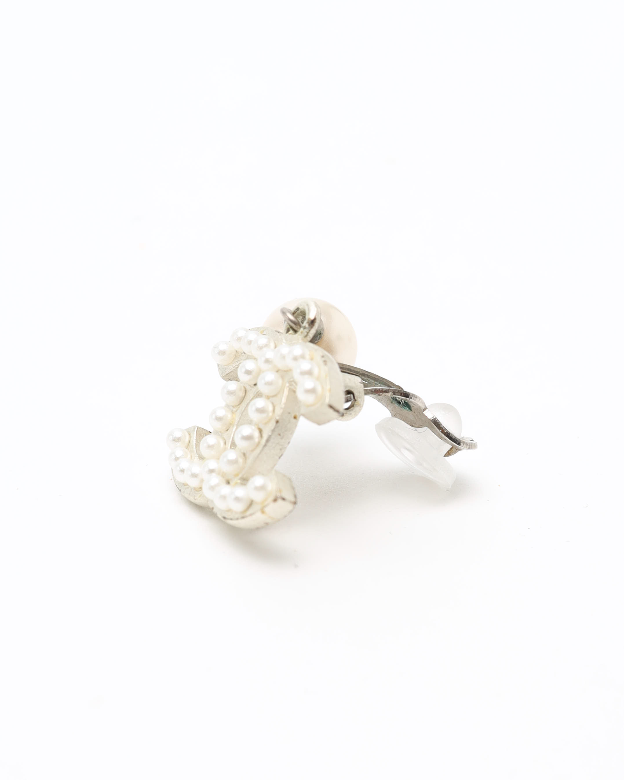 Pre-owned Chanel Coco Mark Pearls Clip-on Earrings