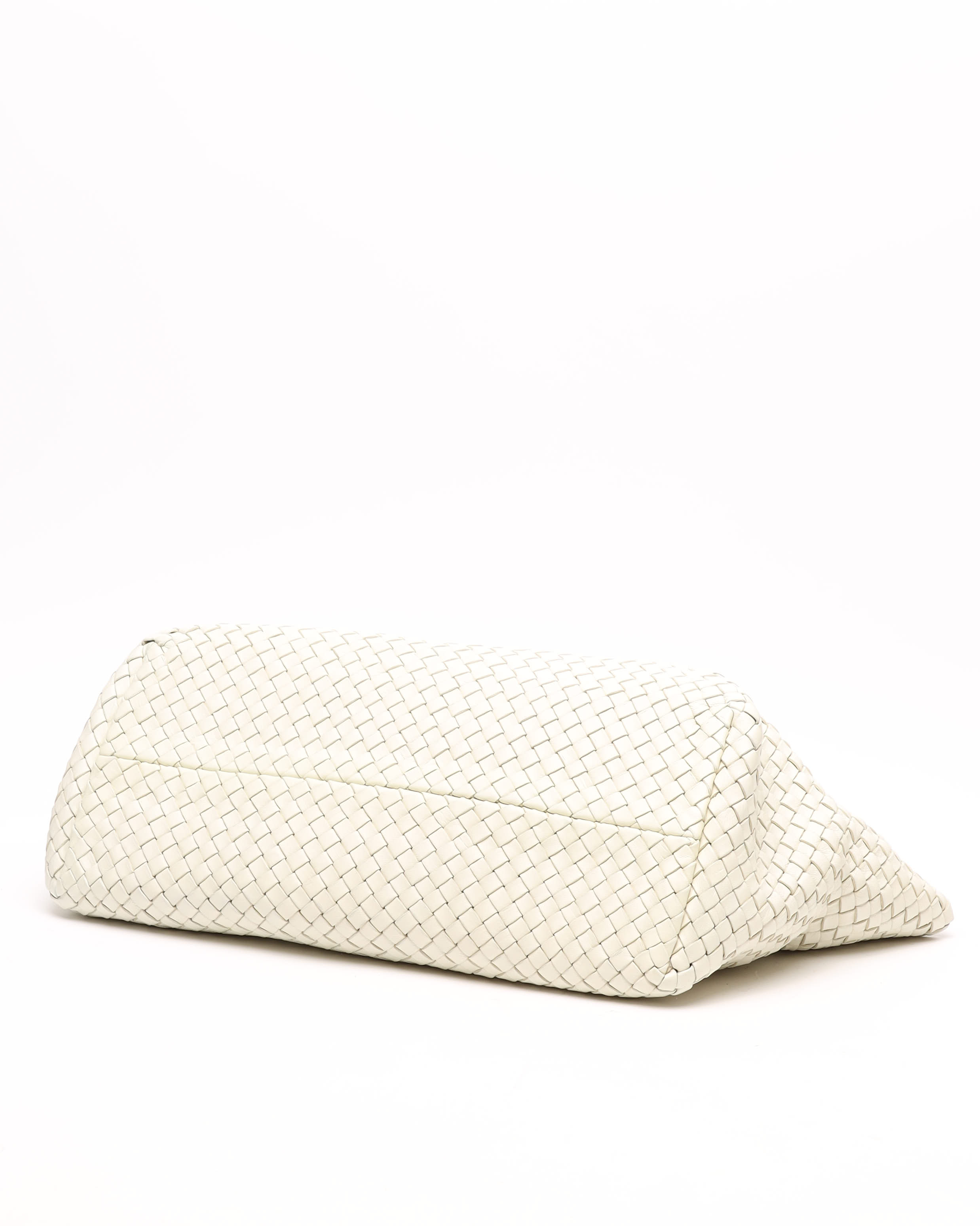 Bottega Veneta Intrecciato Cabat Mm Tote Bag In Neutral