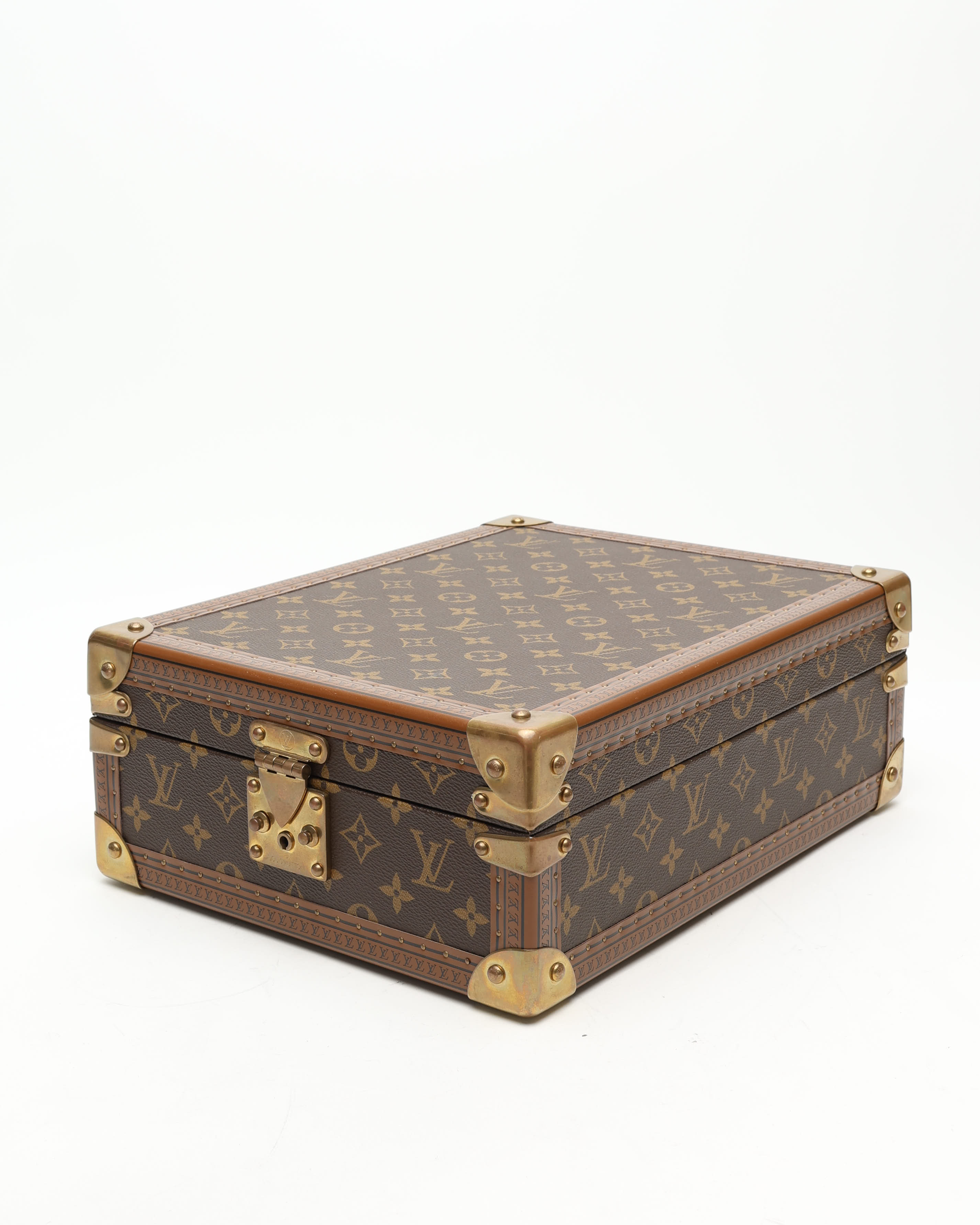 Pre-owned Louis Vuitton Trunk Montall Coffret In Brown