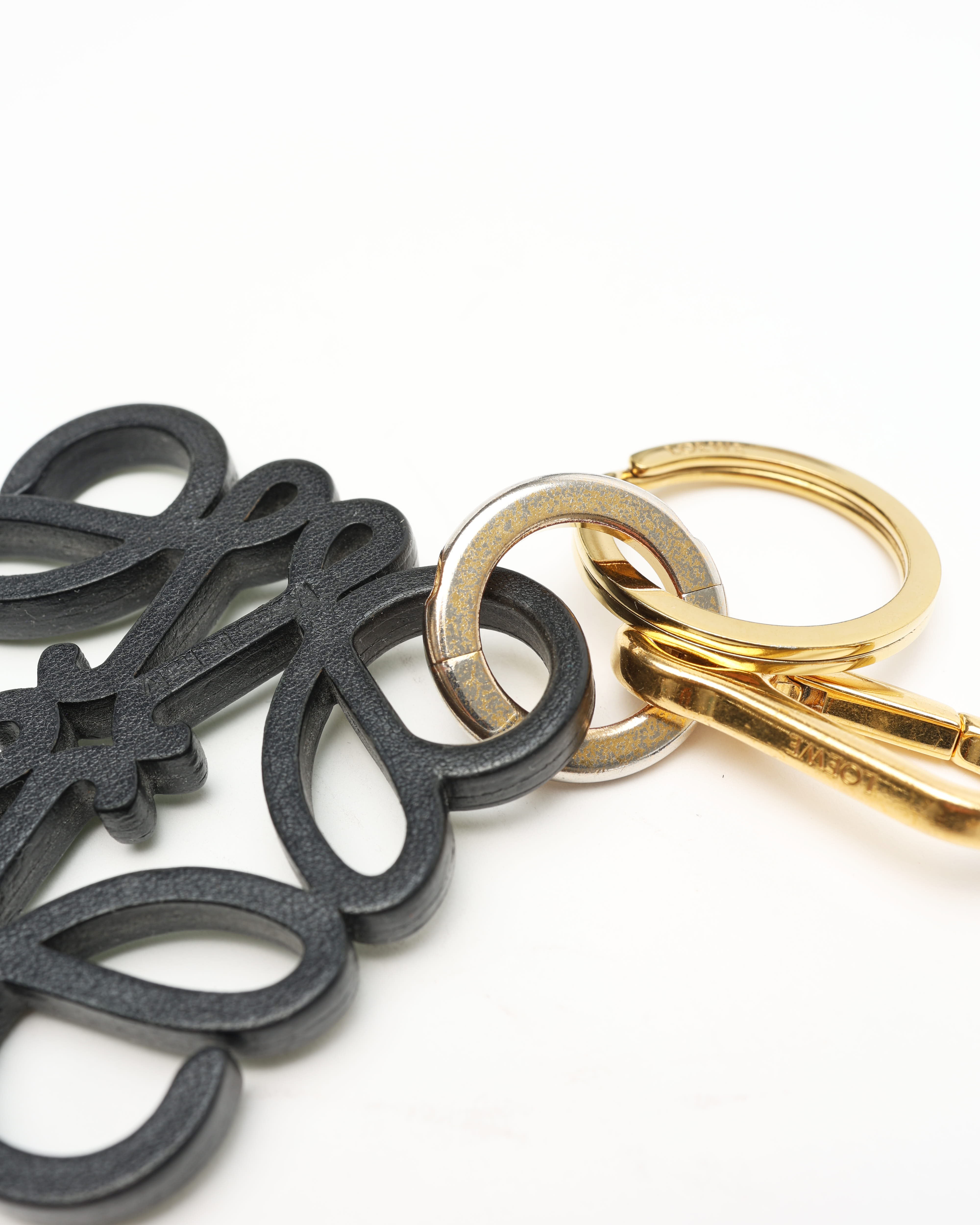 Loewe Anagram Calfskin Charm In Gray