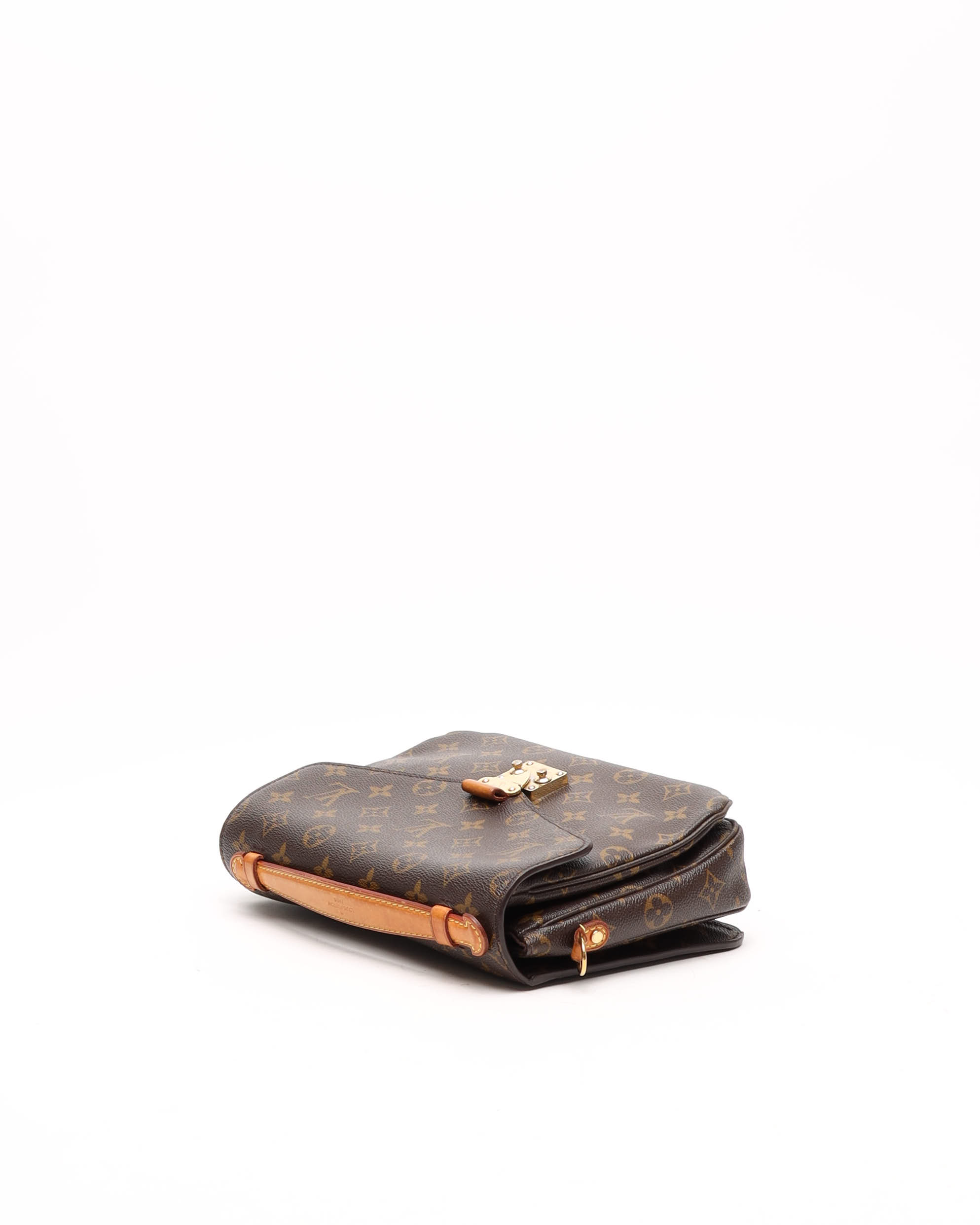 Pre-owned Louis Vuitton Monogram Pochette Metis Bag In Brown