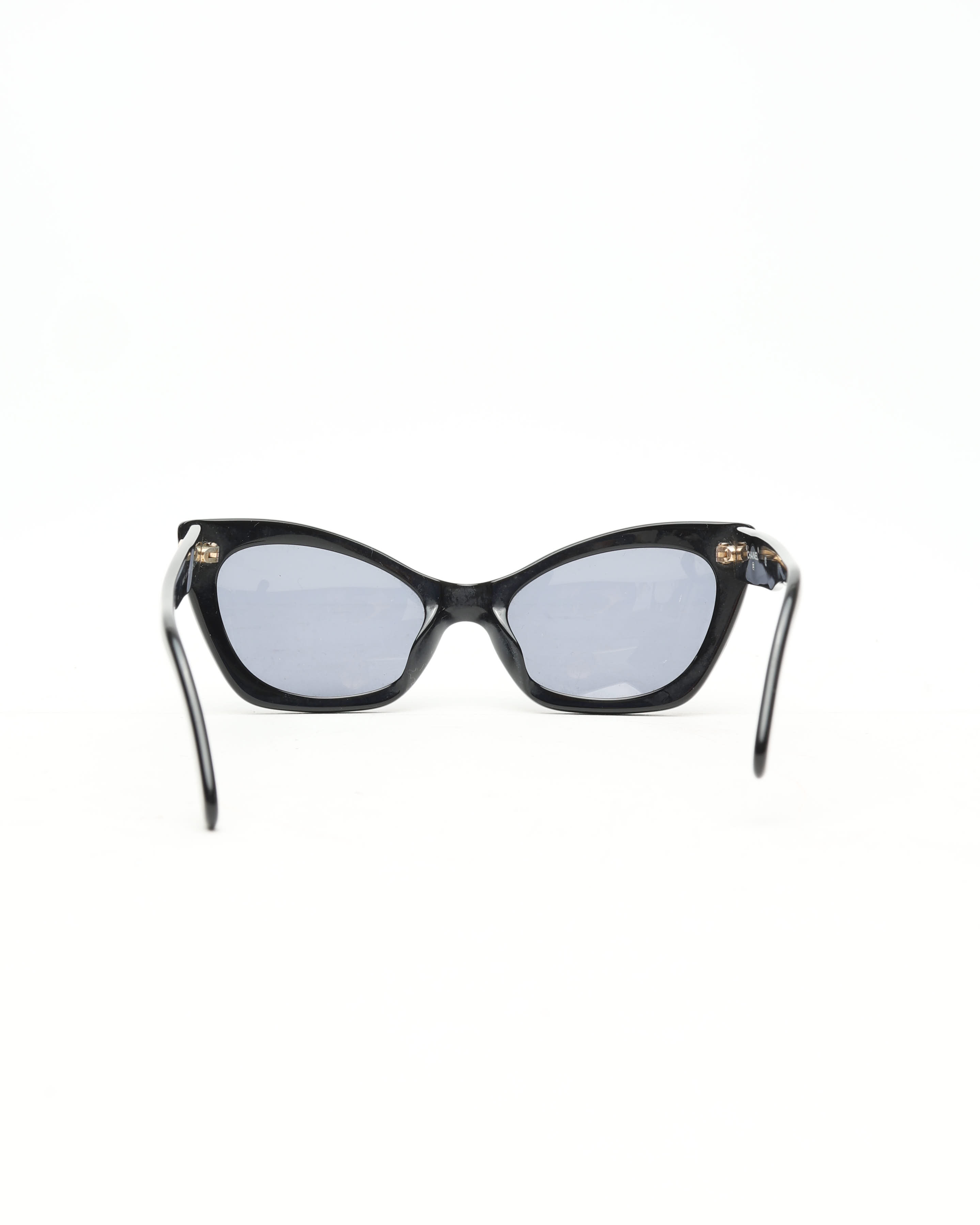 Pre-owned Chanel Coco Mark Sunglasses