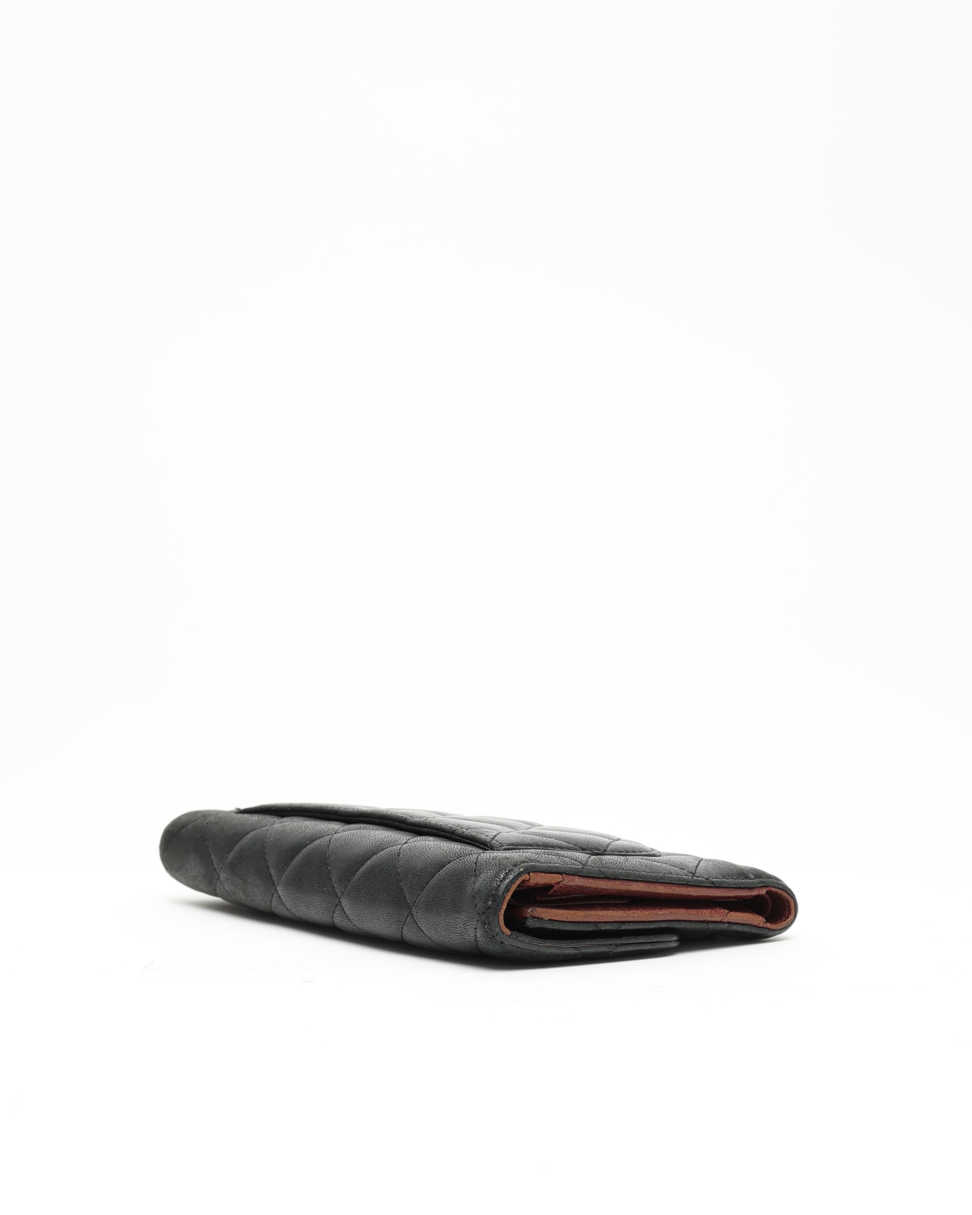 Pre-owned Chanel Matelasse Long Wallet In Black
