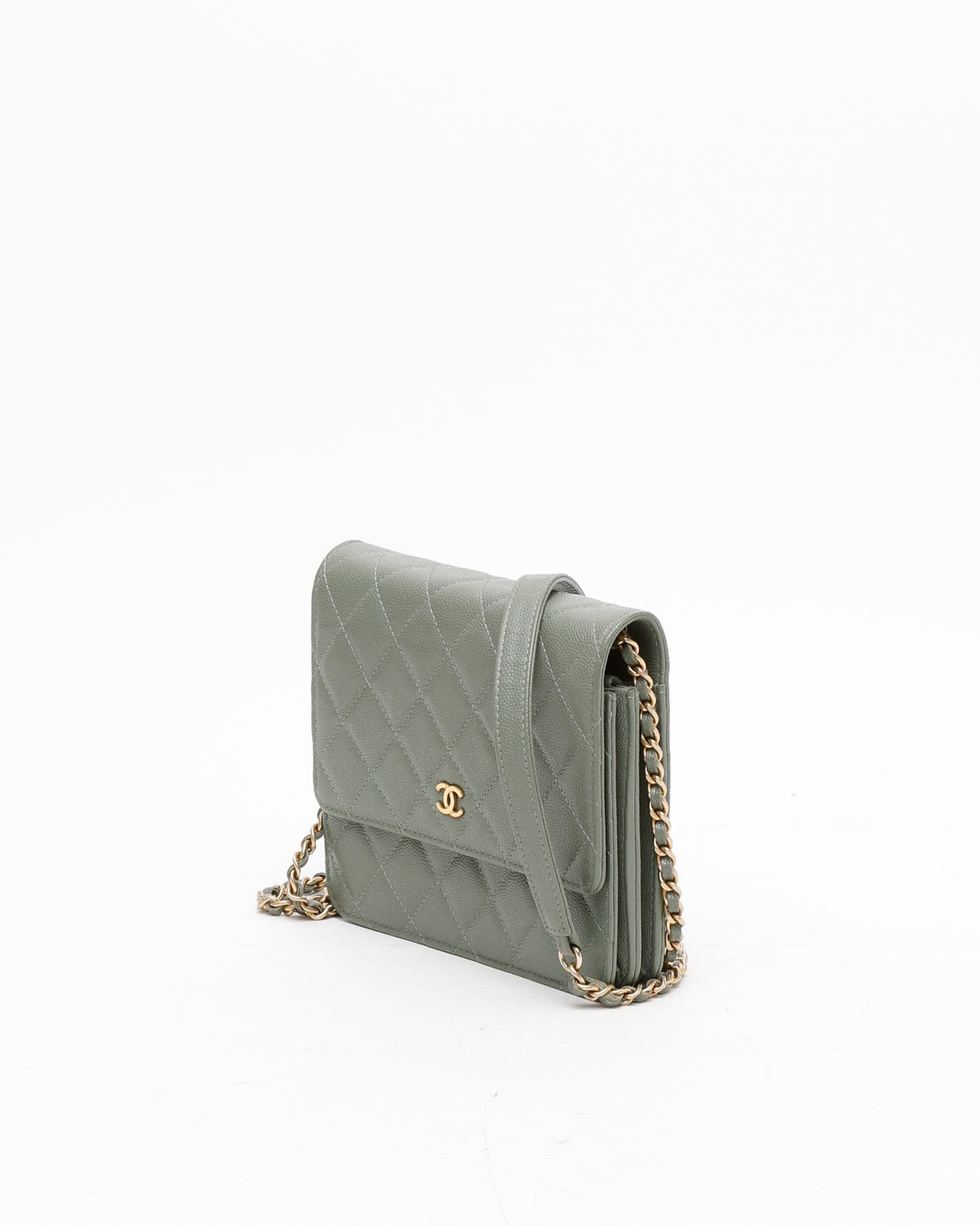 Pre-owned Chanel Square Caviar Wallet On Chain Bag In Green