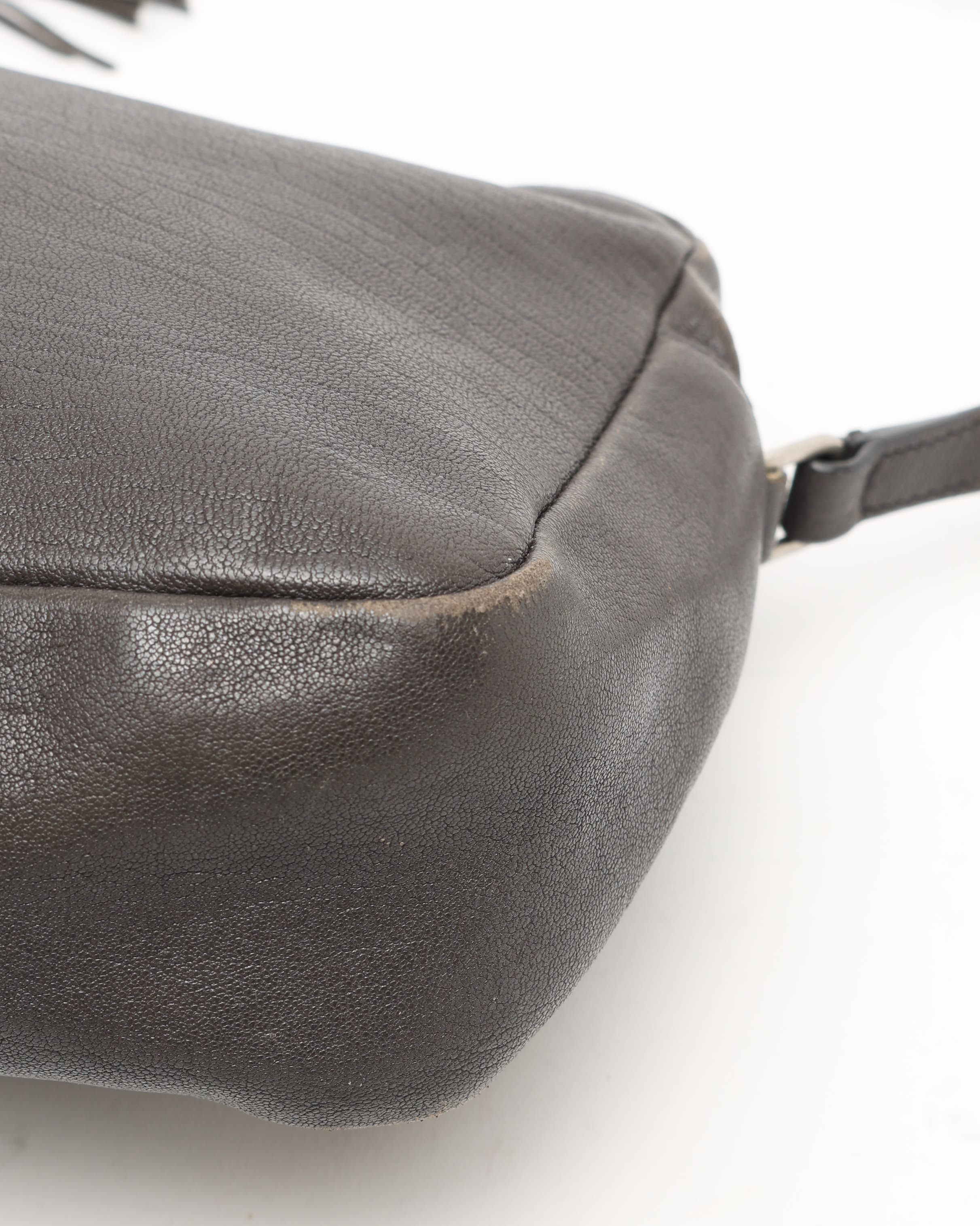 Saint Laurent Camera Lou Bag In Gray