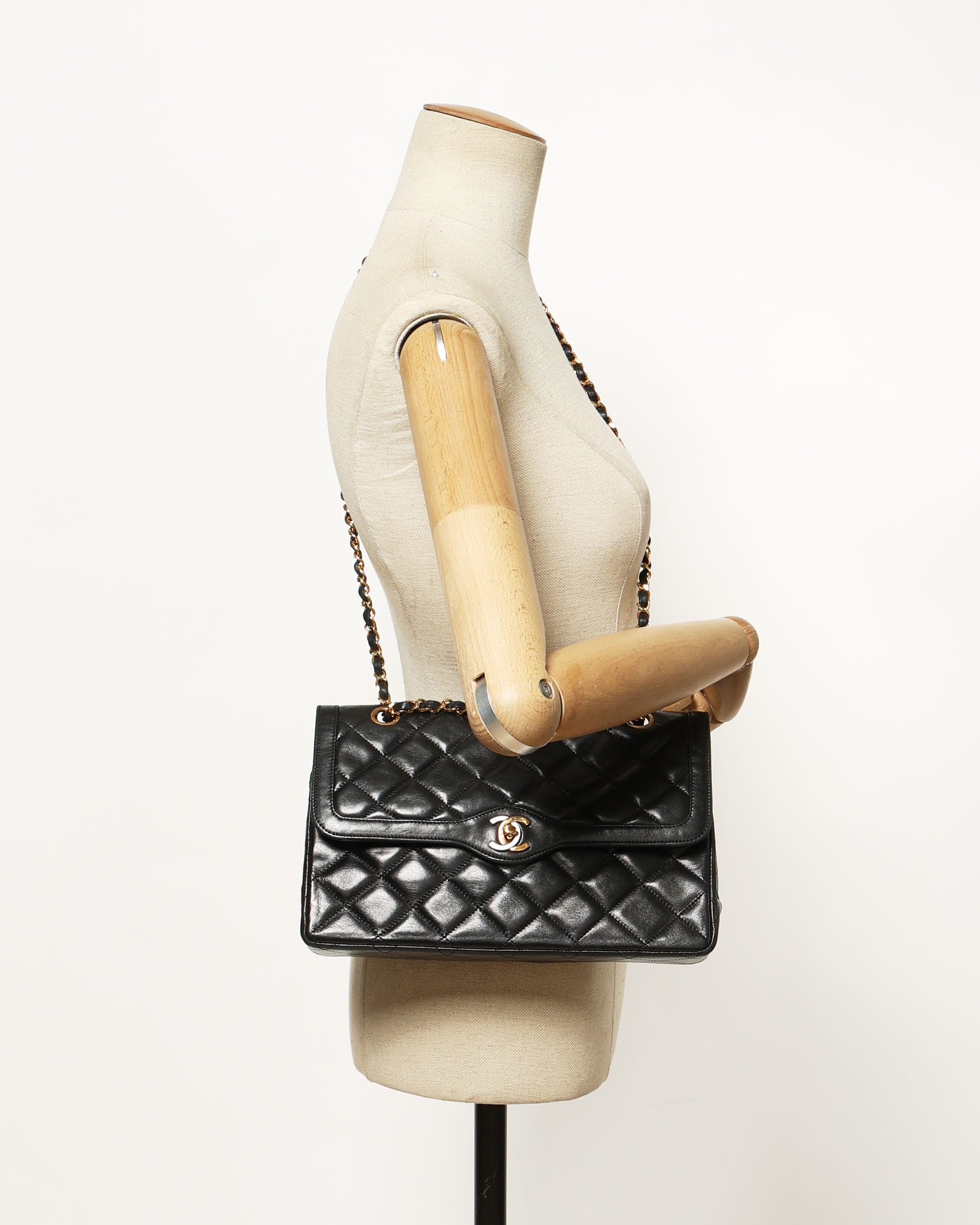 Pre-owned Chanel Classic Vintage Two-tone Double Flap Bag In Black