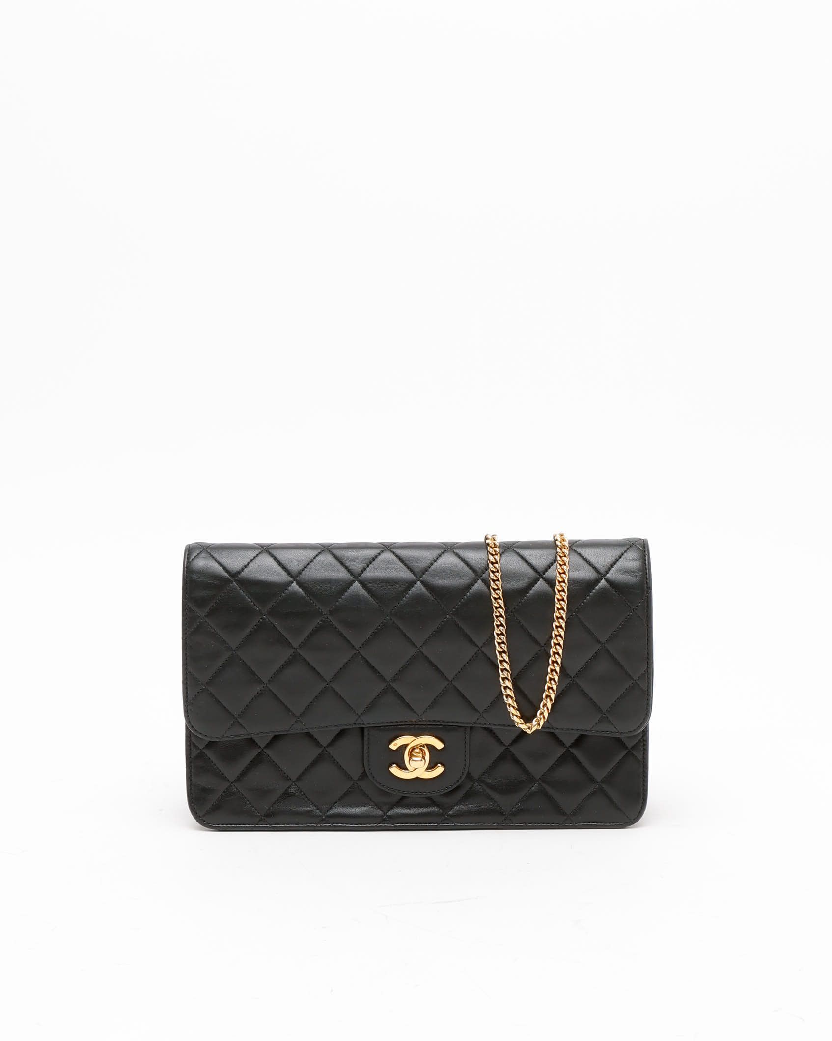 Pre-owned Chanel Classic Medium Single Flap Bag In Black