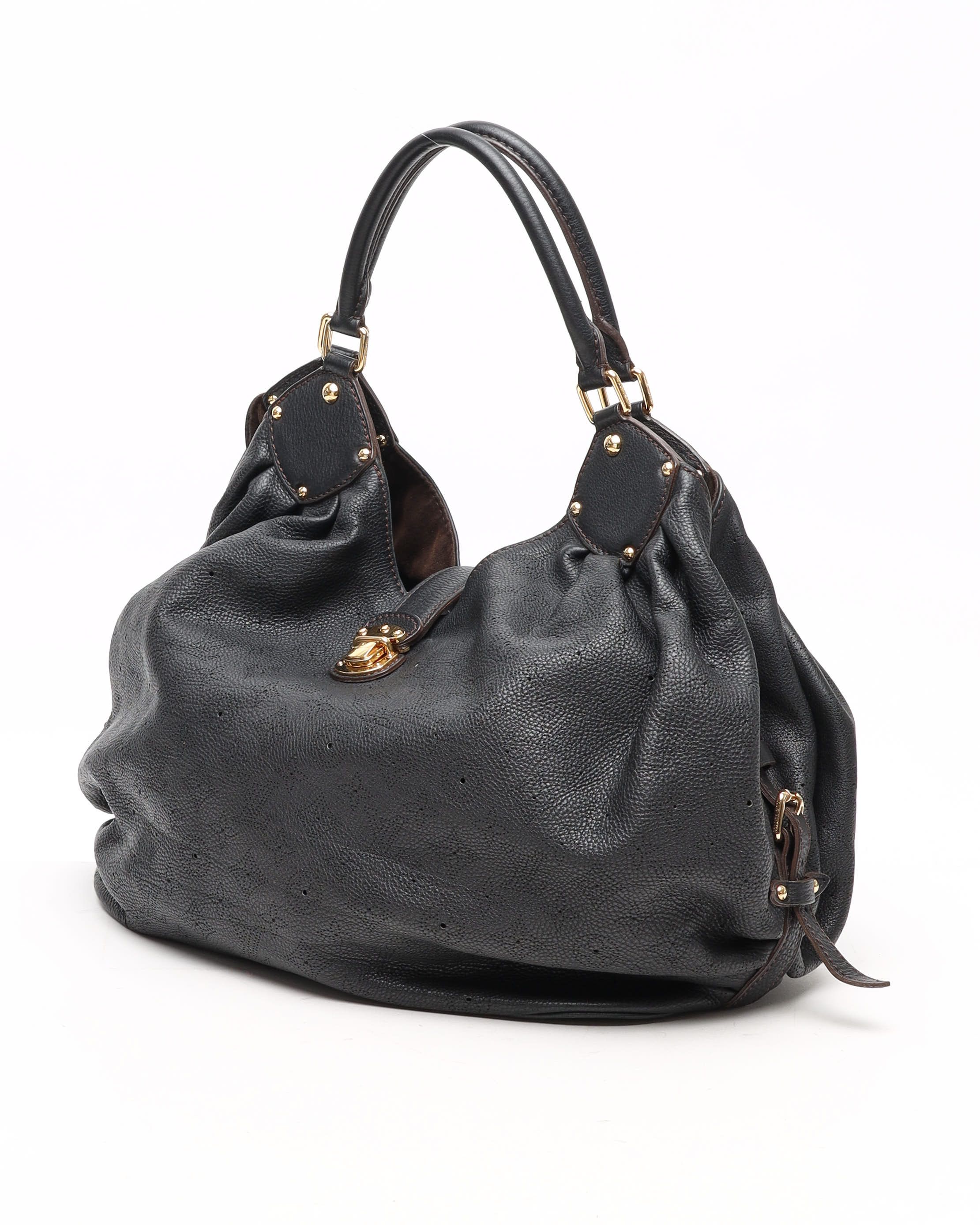 Pre-owned Louis Vuitton Mahina Xl Bag In Black