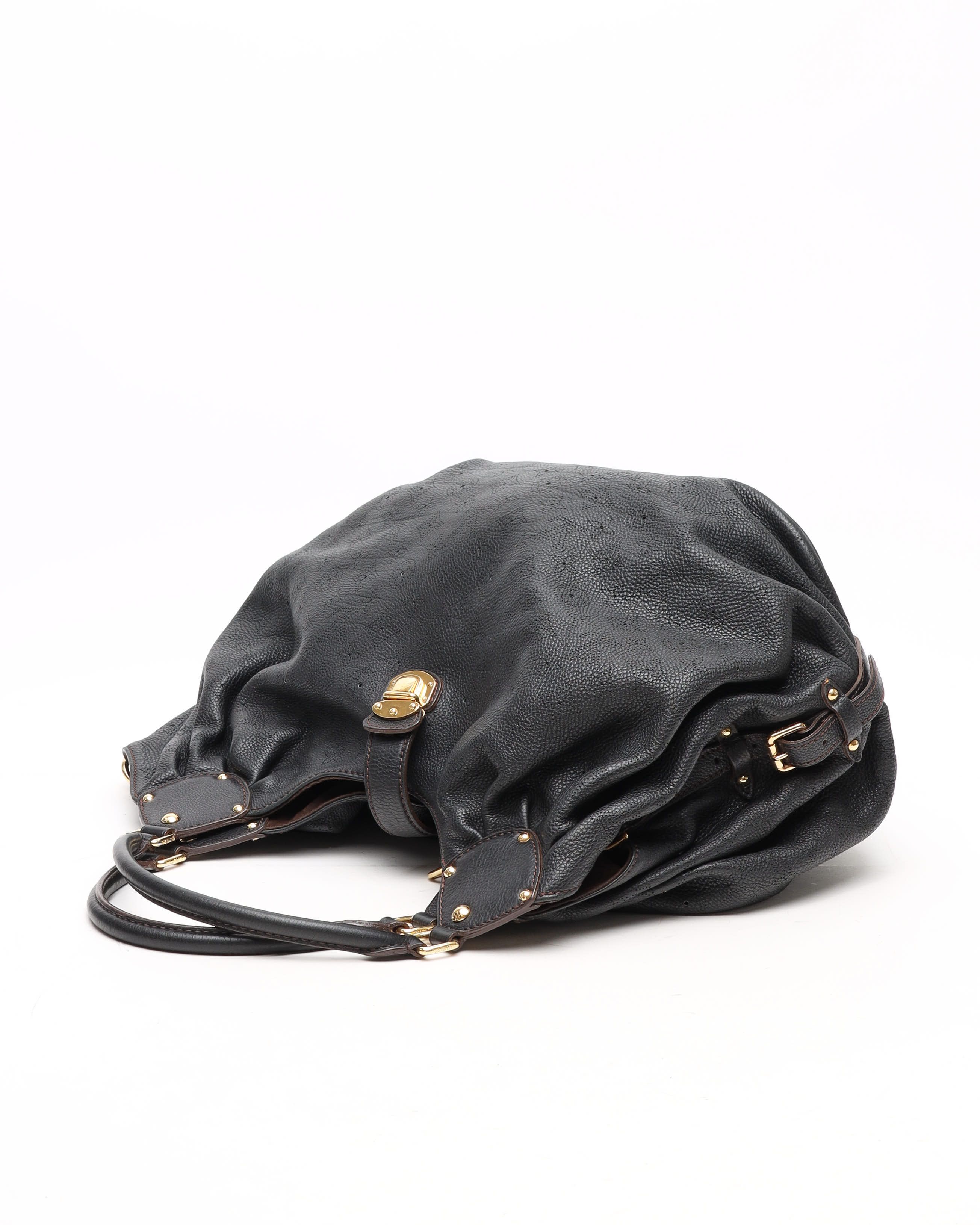 Pre-owned Louis Vuitton Mahina Xl Bag In Black