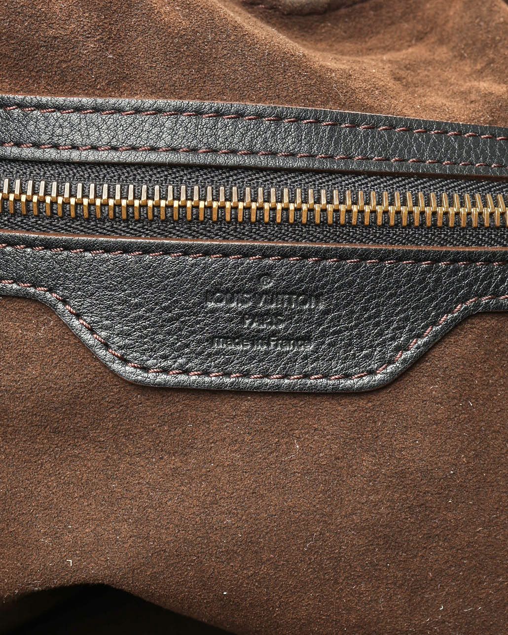 Pre-owned Louis Vuitton Mahina Xl Bag In Black