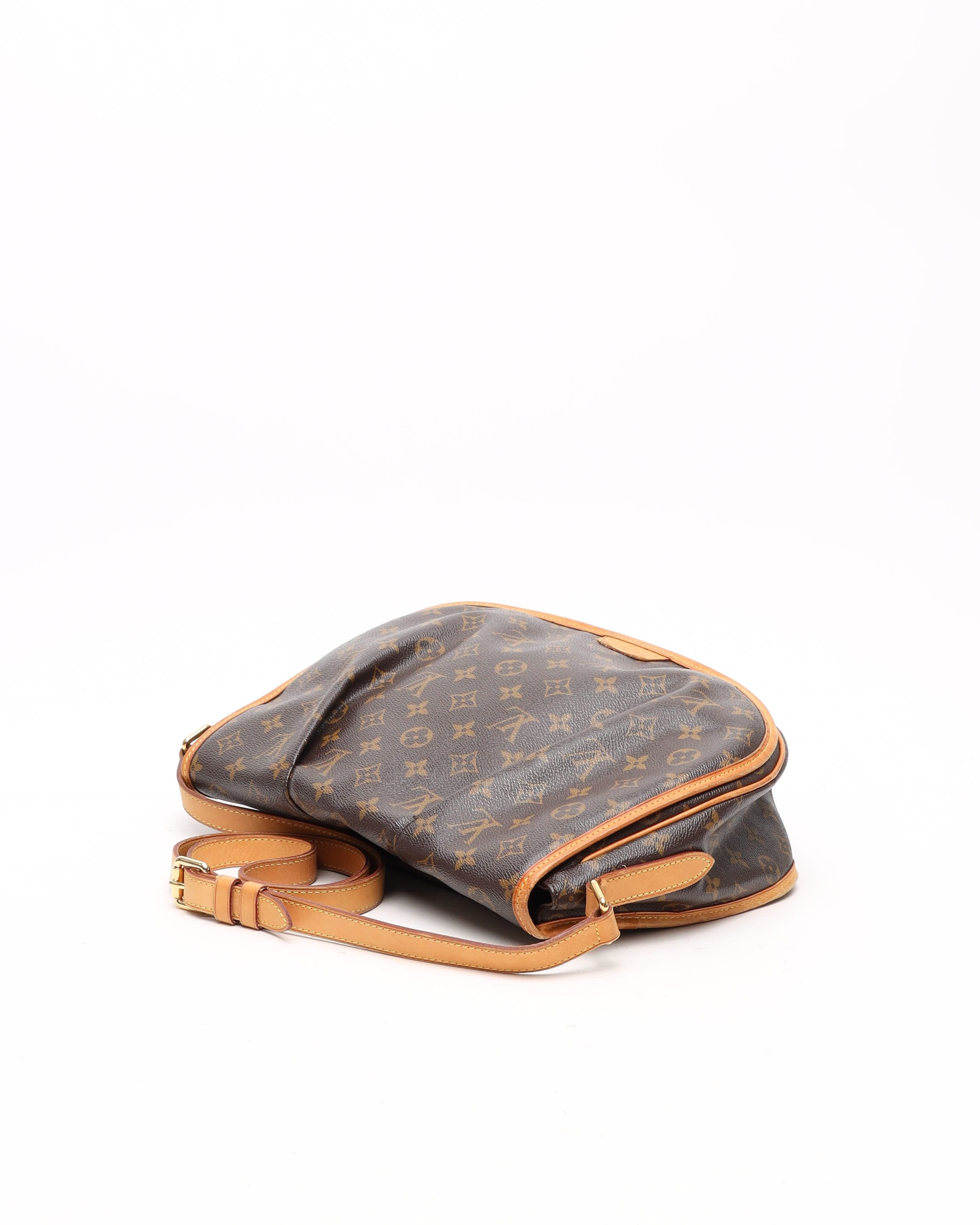 Pre-owned Louis Vuitton Monogram Menilmontant Mm Bag In Brown