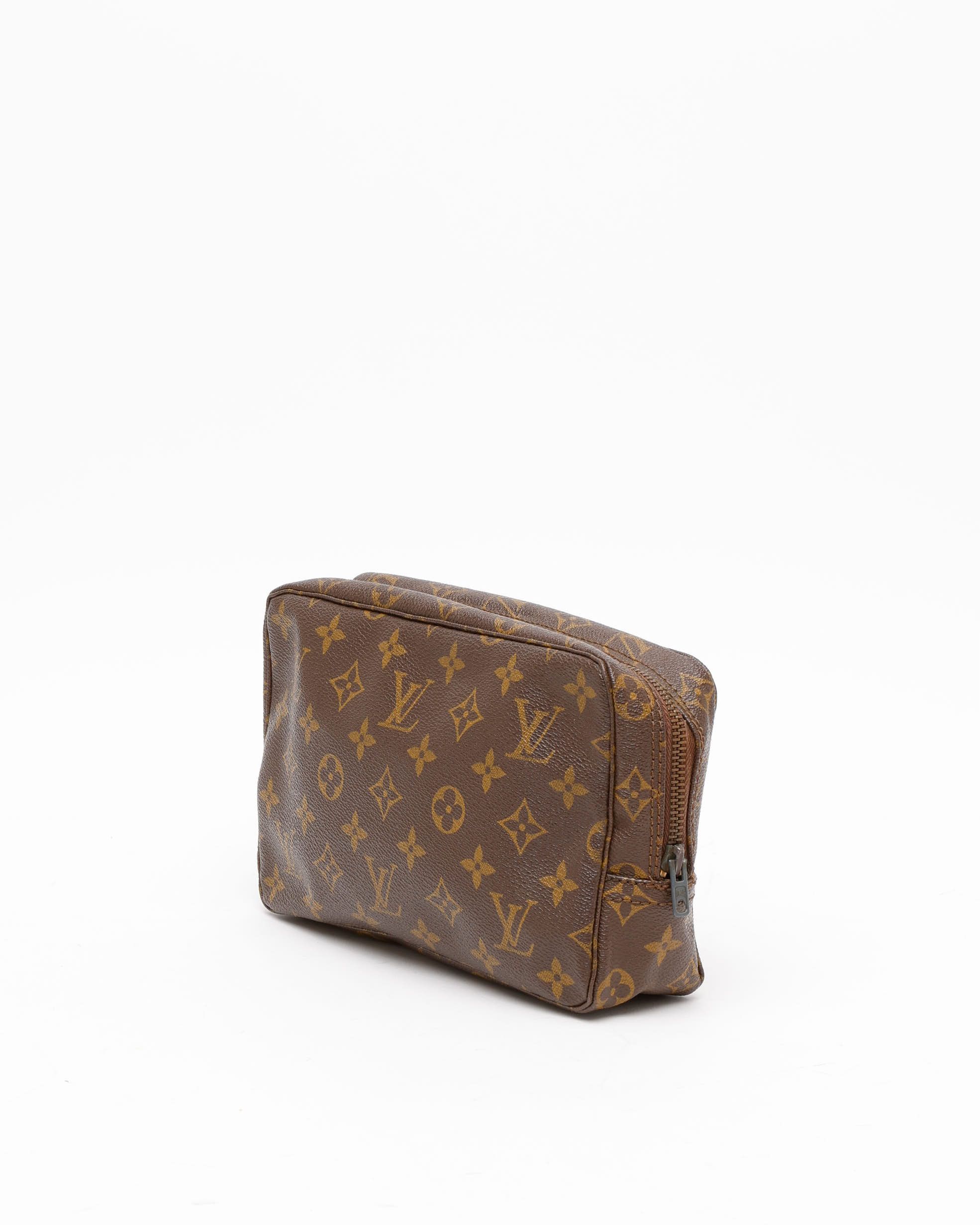 Pre-owned Louis Vuitton Monogram Truth Toilette 23 In Brown