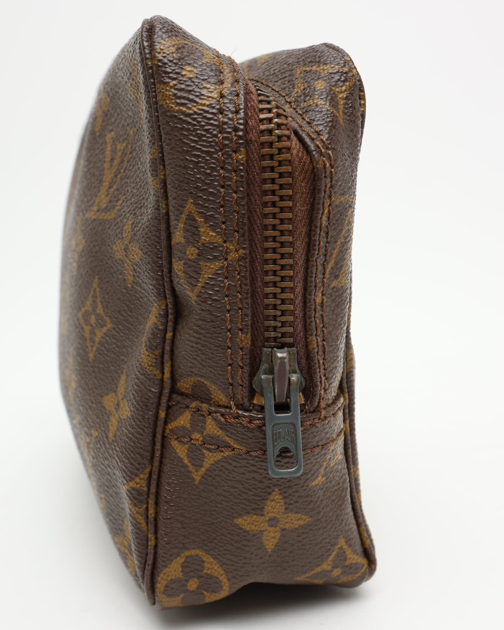Pre-owned Louis Vuitton Monogram Truth Toilette 23 In Brown