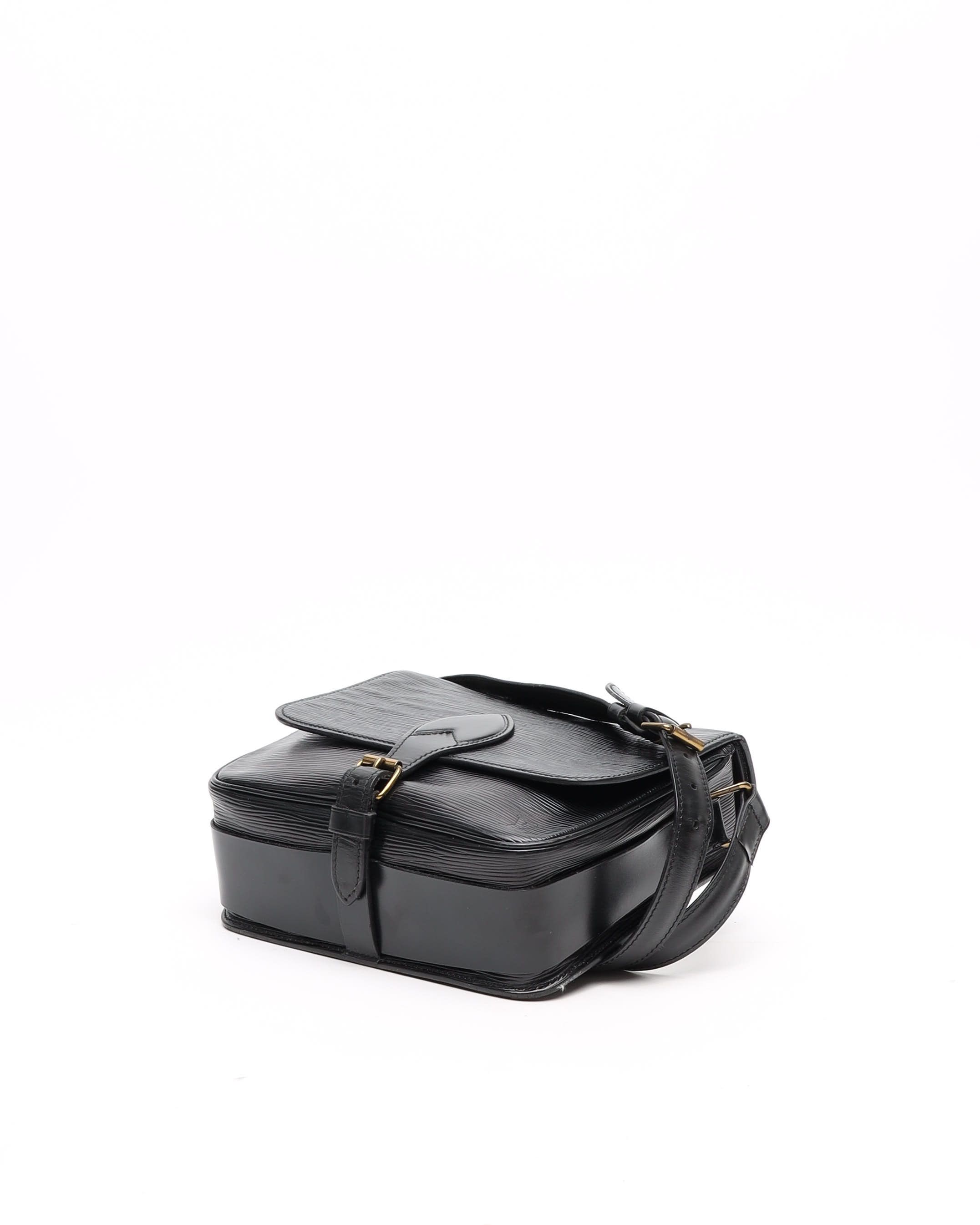 Pre-owned Louis Vuitton Epi Cartouchiere Mm Bag In Black