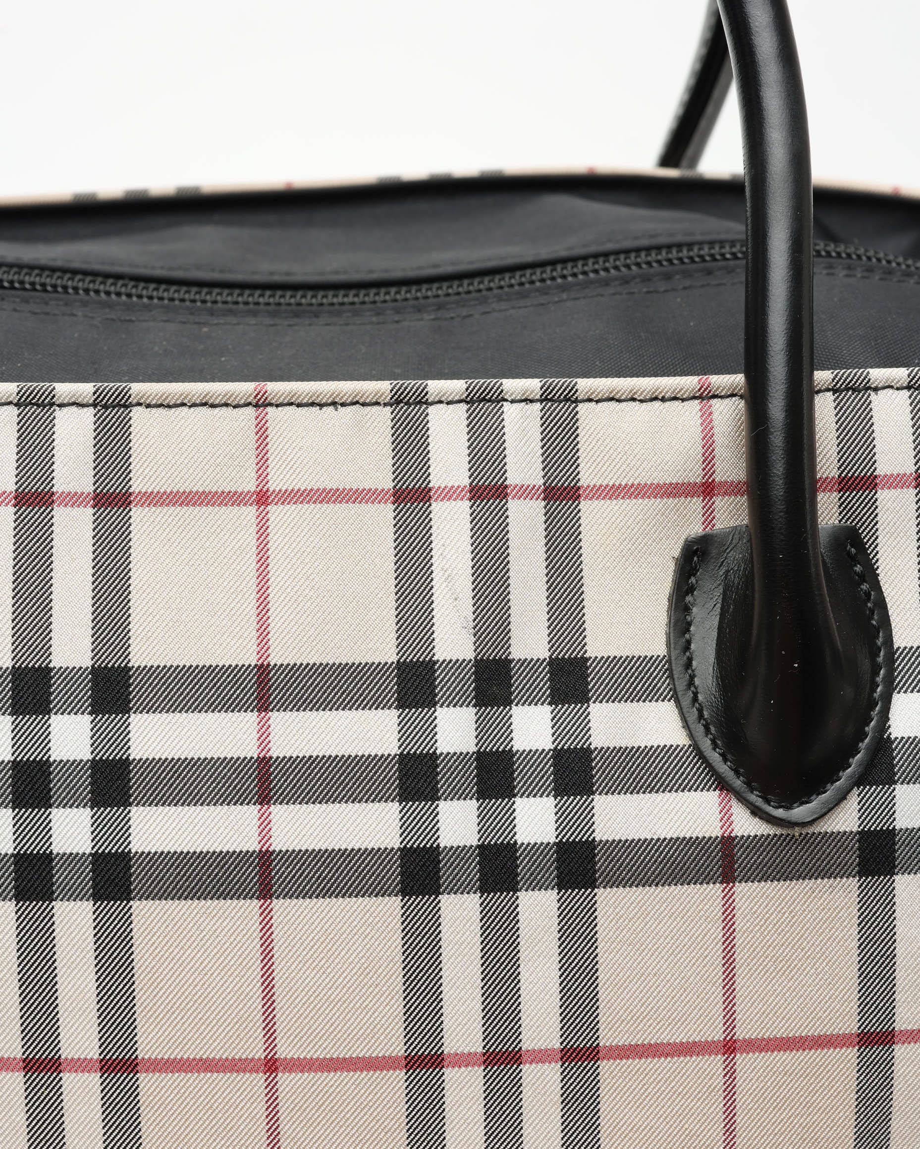 Burberry Nova Check Tote Bag In Sand