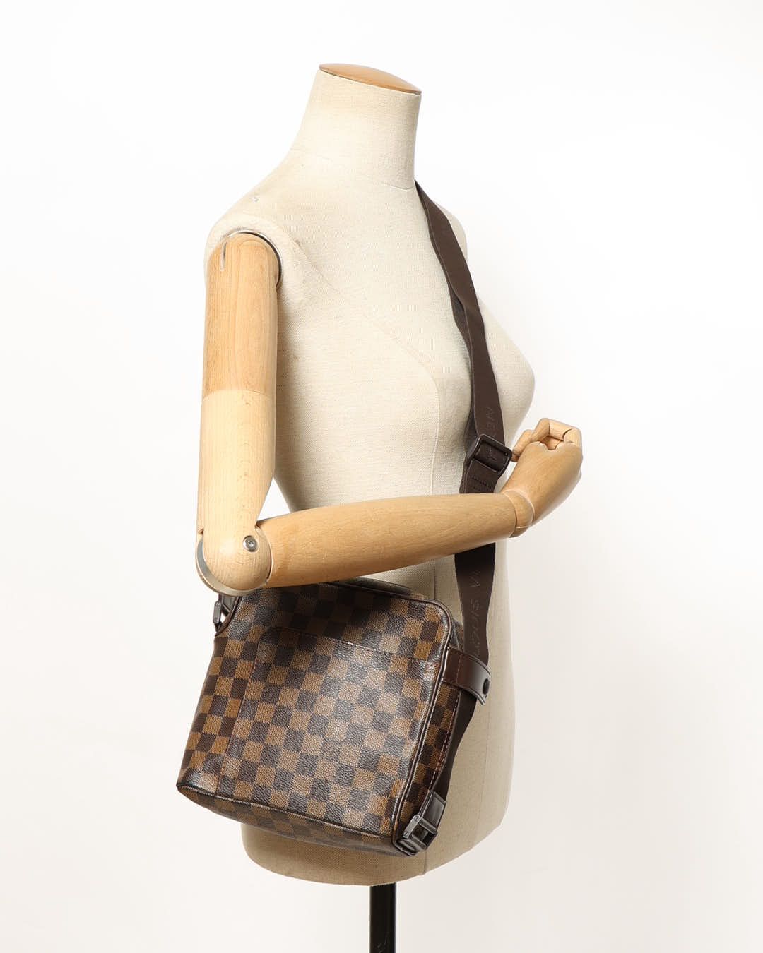 Pre-owned Louis Vuitton Damier Olav Pm Bag In Brown