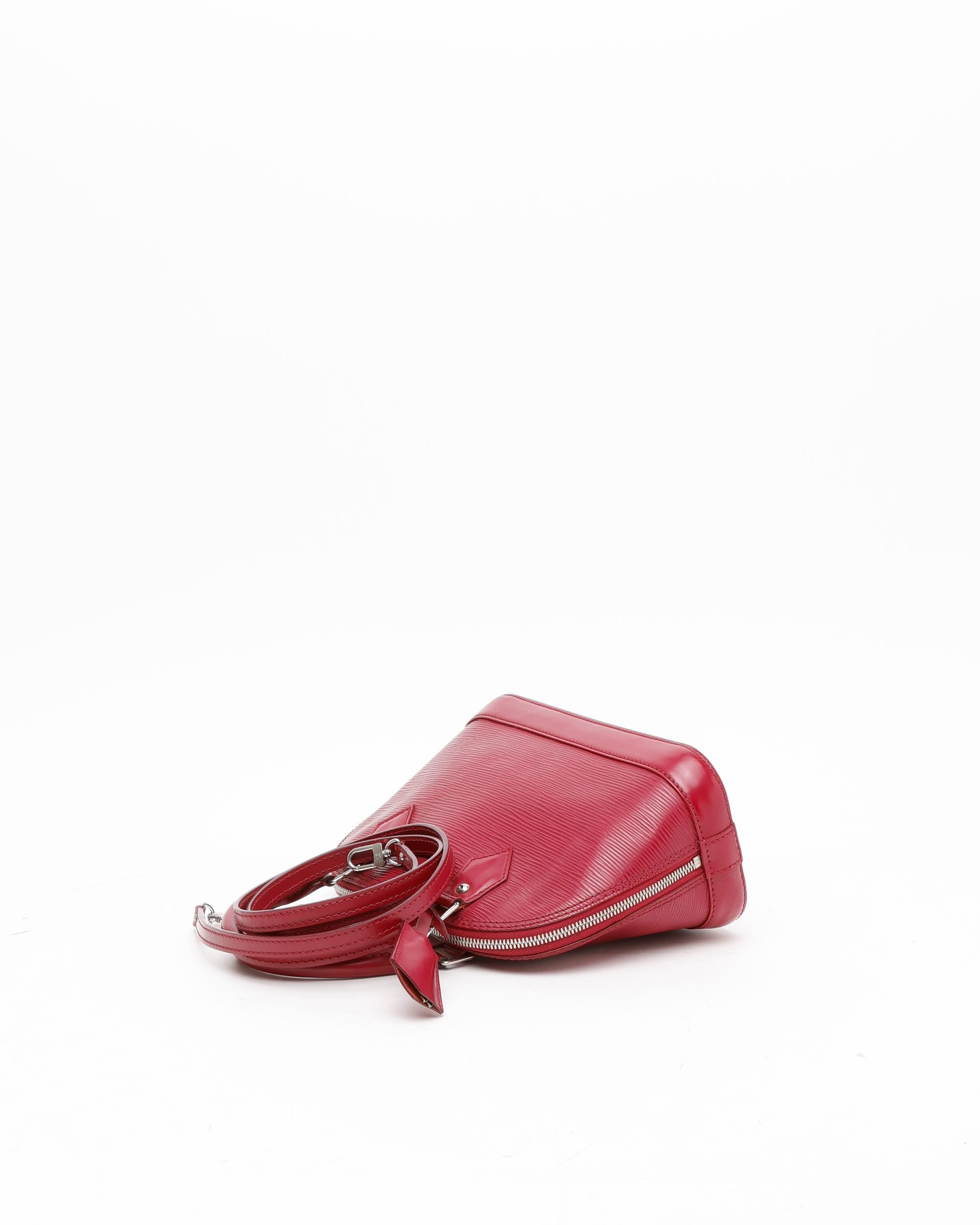 Pre-owned Louis Vuitton Epi Alma Bb Bag In Red
