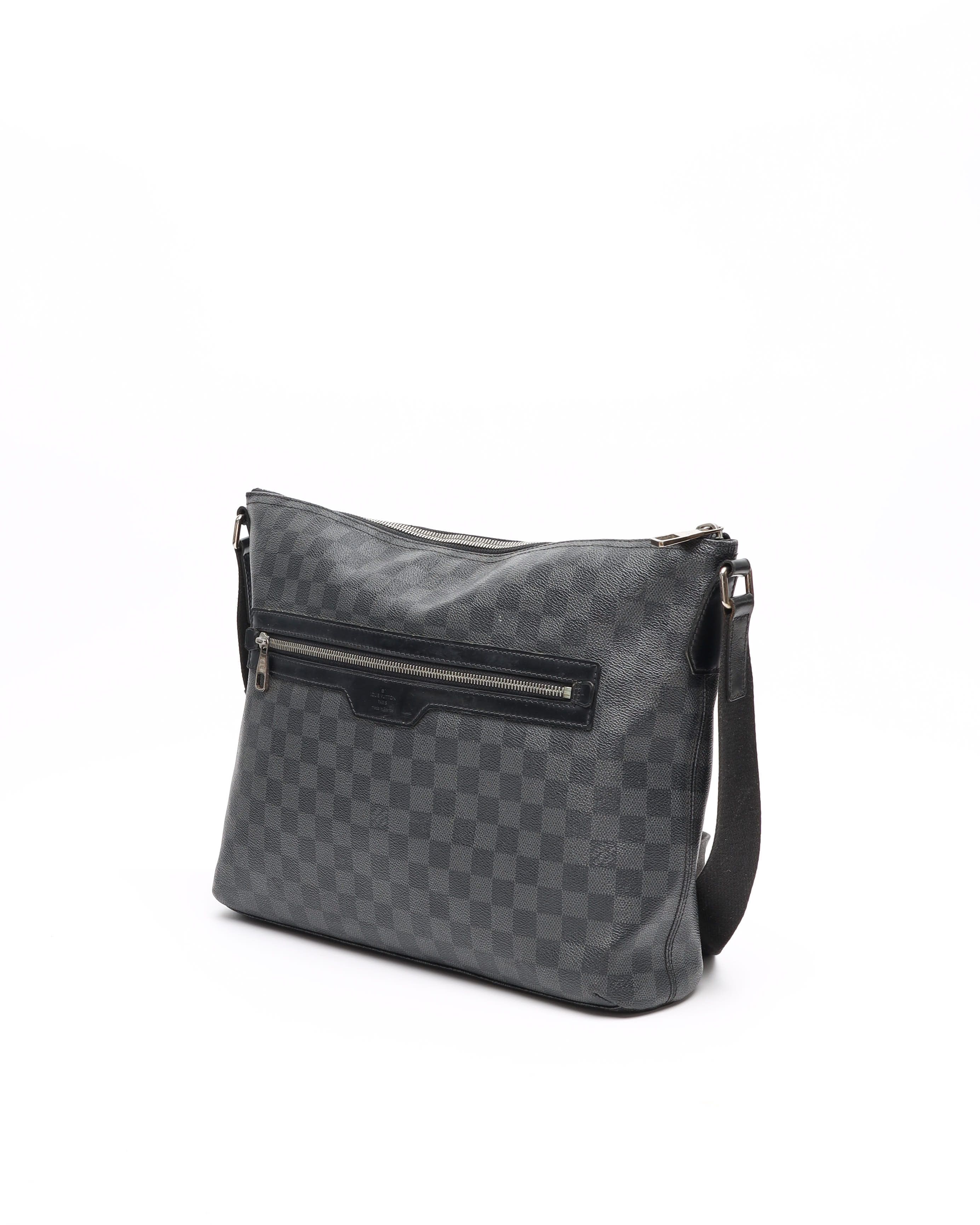 Pre-owned Louis Vuitton Damier Graphite Mick Mm Bag In Gray