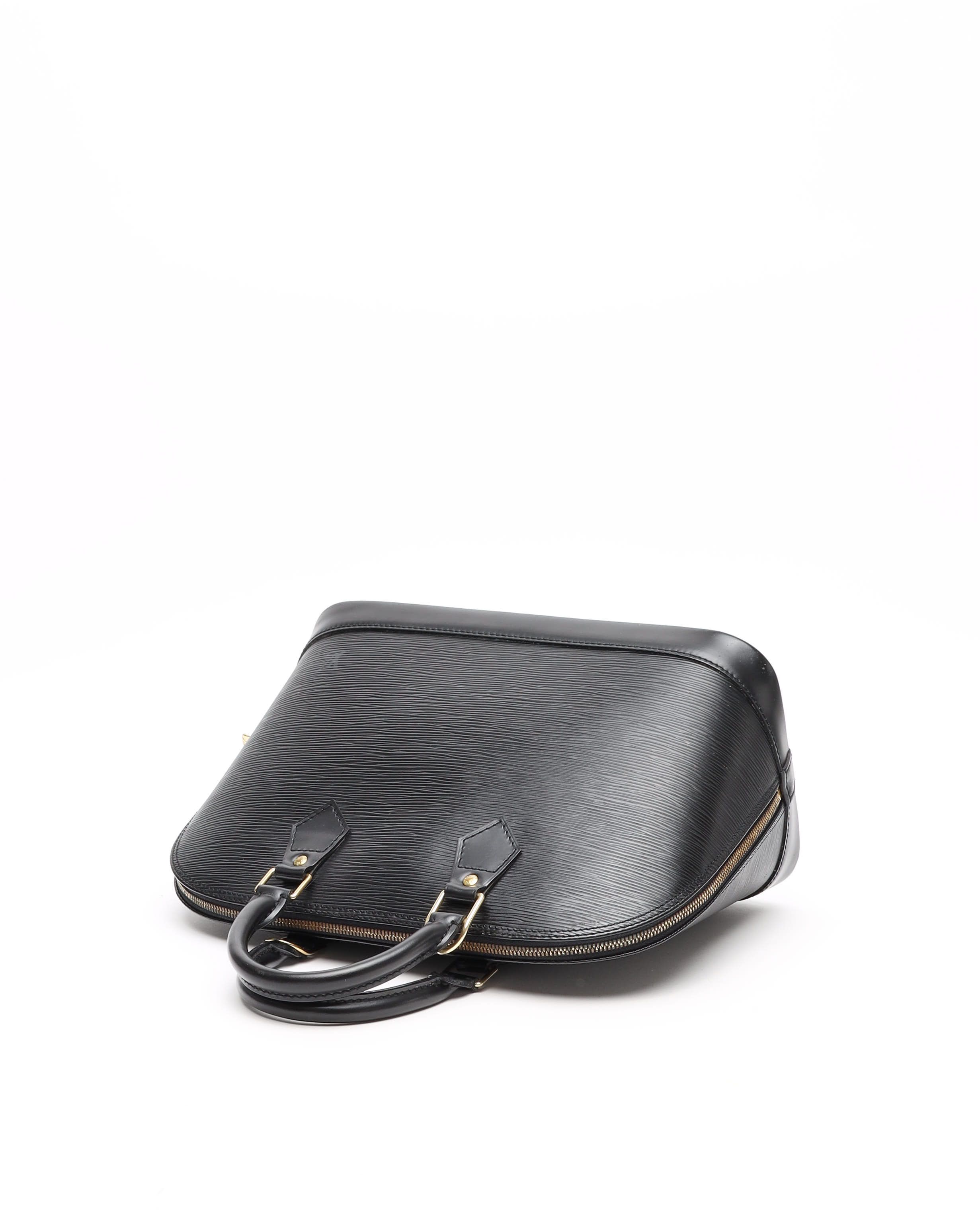 Pre-owned Louis Vuitton Epi Alma Pm Bag In Black
