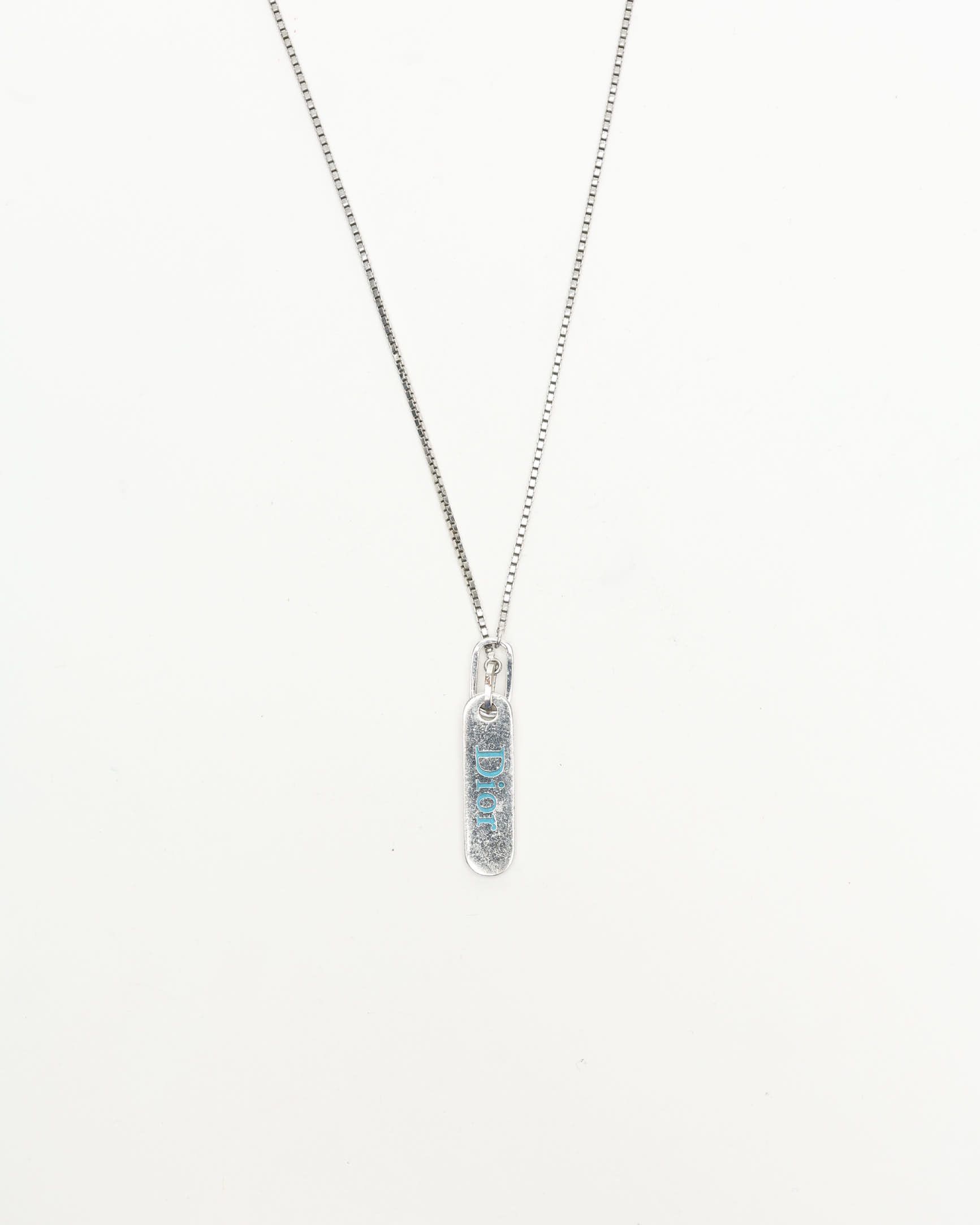 Dior Christian  Logo Plate Halsband In Metallic