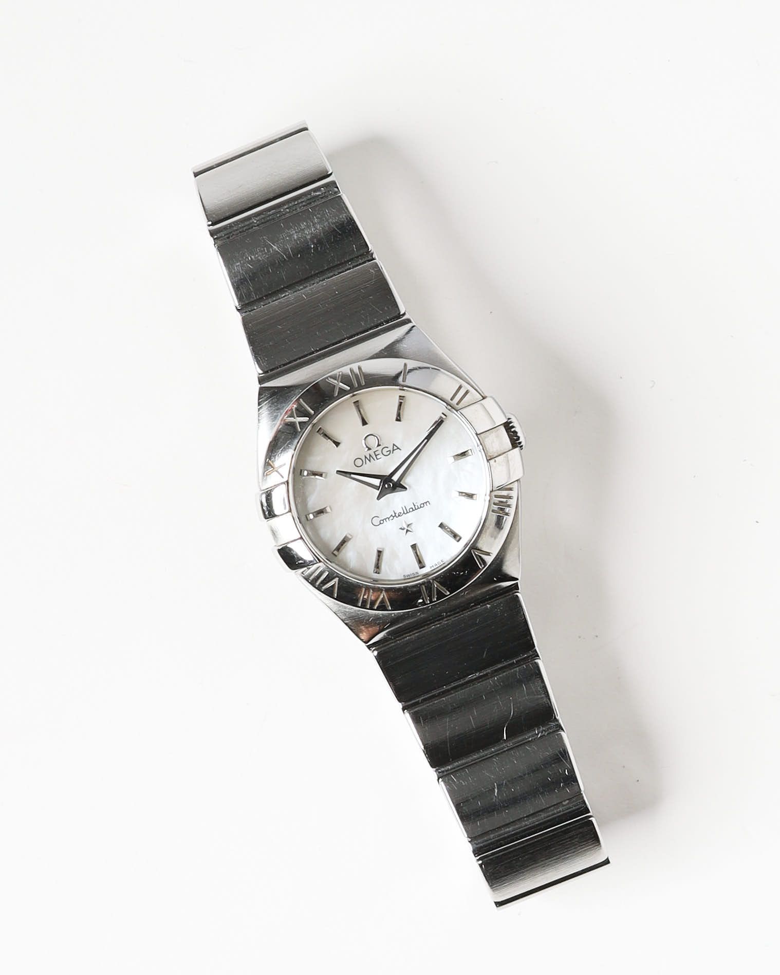 Omega Lady Constellation 24mm MotherofPearl Dial Watch Omega Lady Constellation 24mm MotherofPearl Dial Watch
