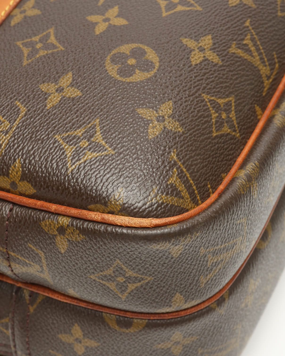 Pre-owned Louis Vuitton Monogram Reporter Bag