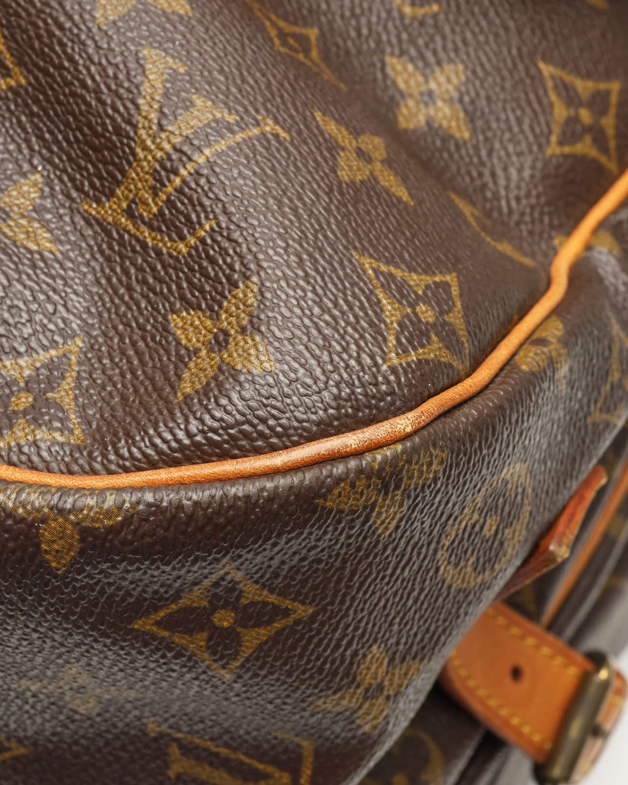 Pre-owned Louis Vuitton Monogram Saumur 35 Bag