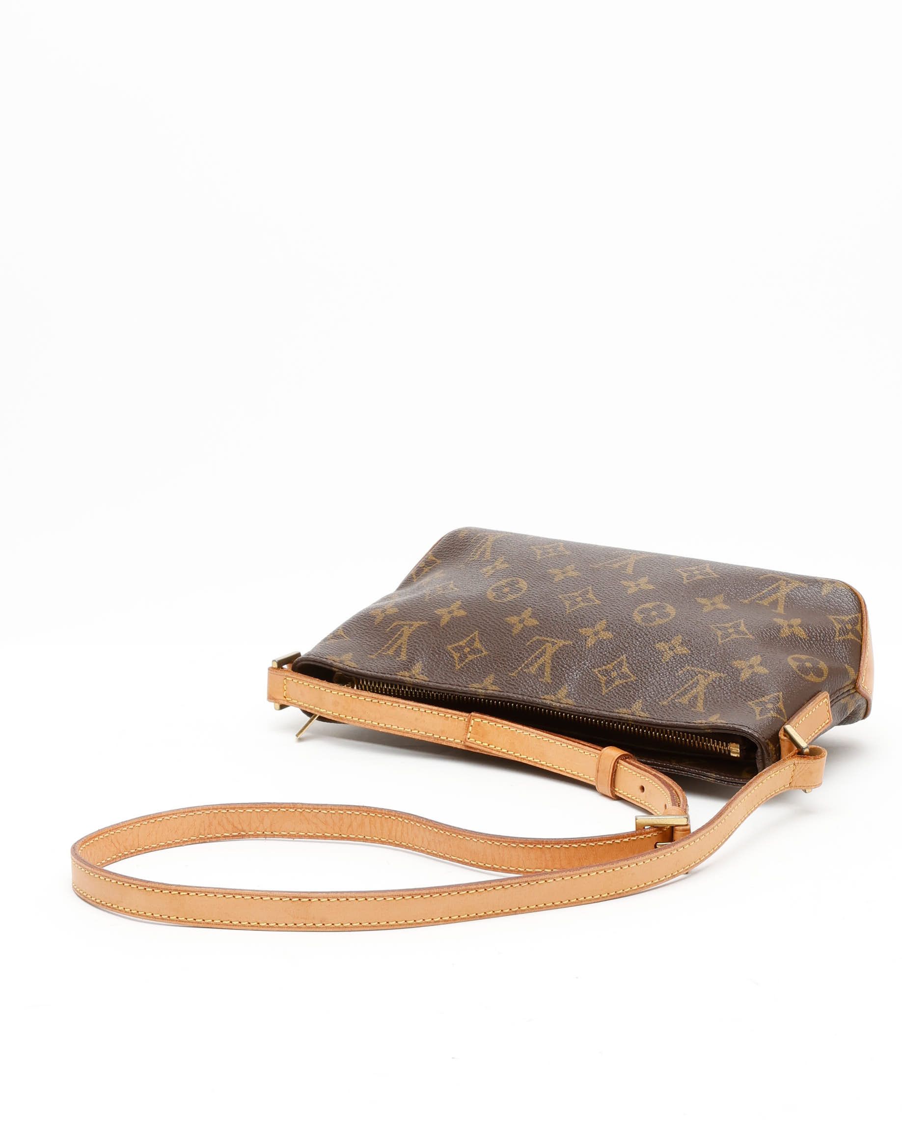 Pre-owned Louis Vuitton Monogram Trotteur Bag In Brown