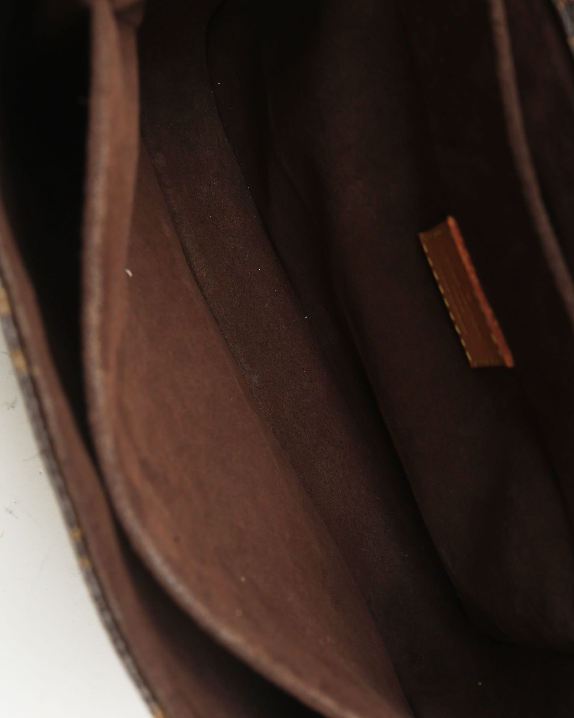 Pre-owned Louis Vuitton Monogram Pochette Metis Bag